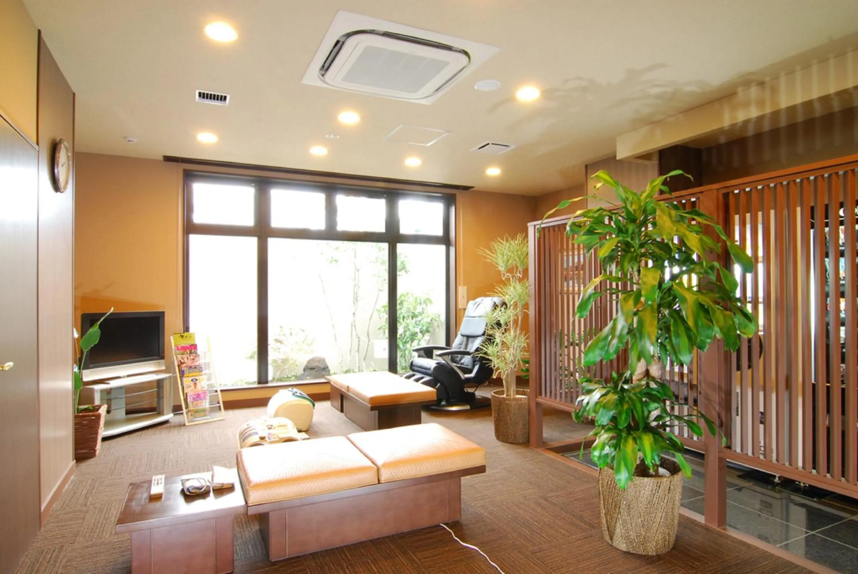Spa and wellness centre/facilities in Hotel Route-Inn Shiojiri
