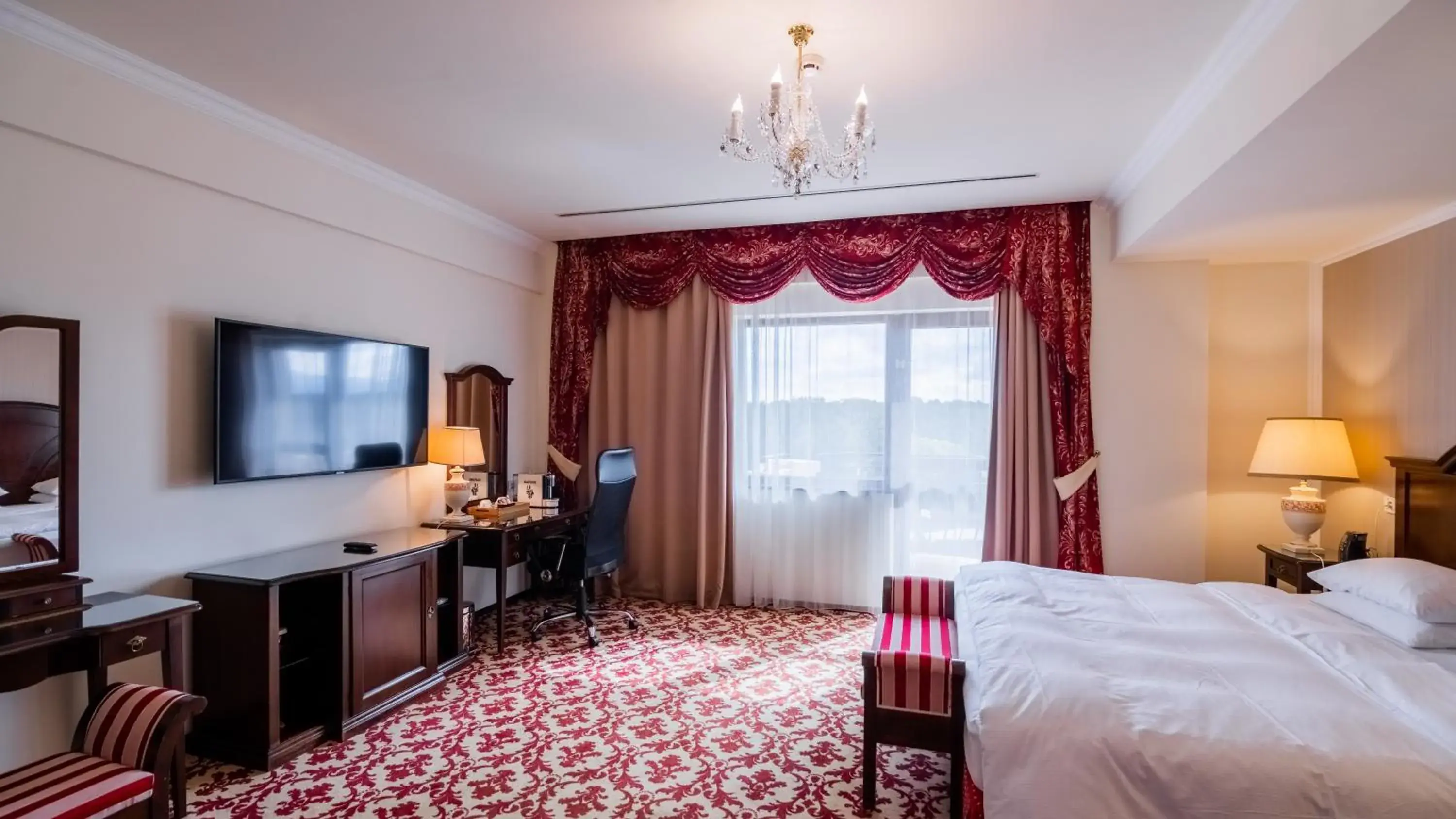 Executive King Room in Hilton Sibiu Executive King Room in Hilton Sibiu