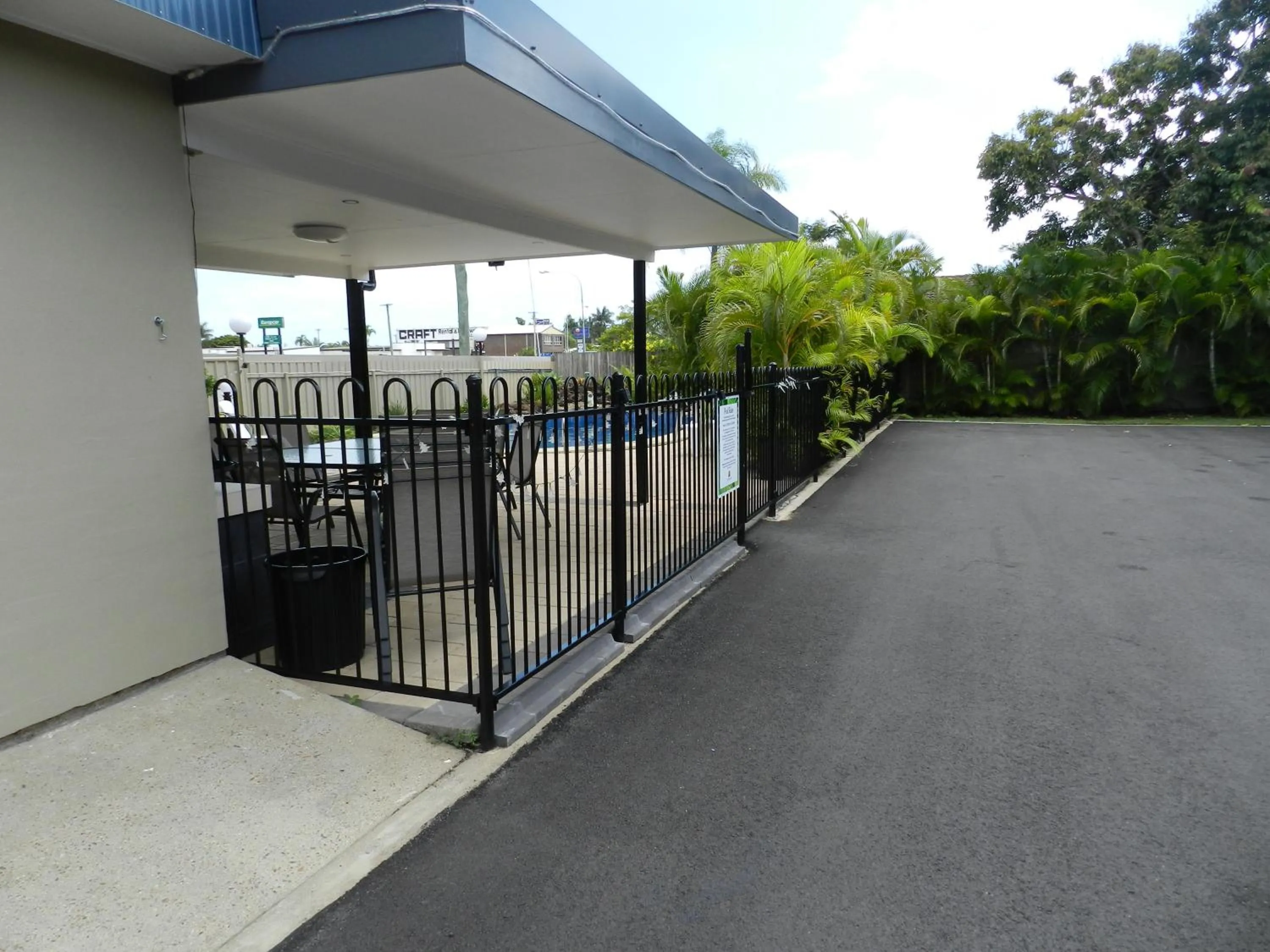  in Golden Palms Motor Inn