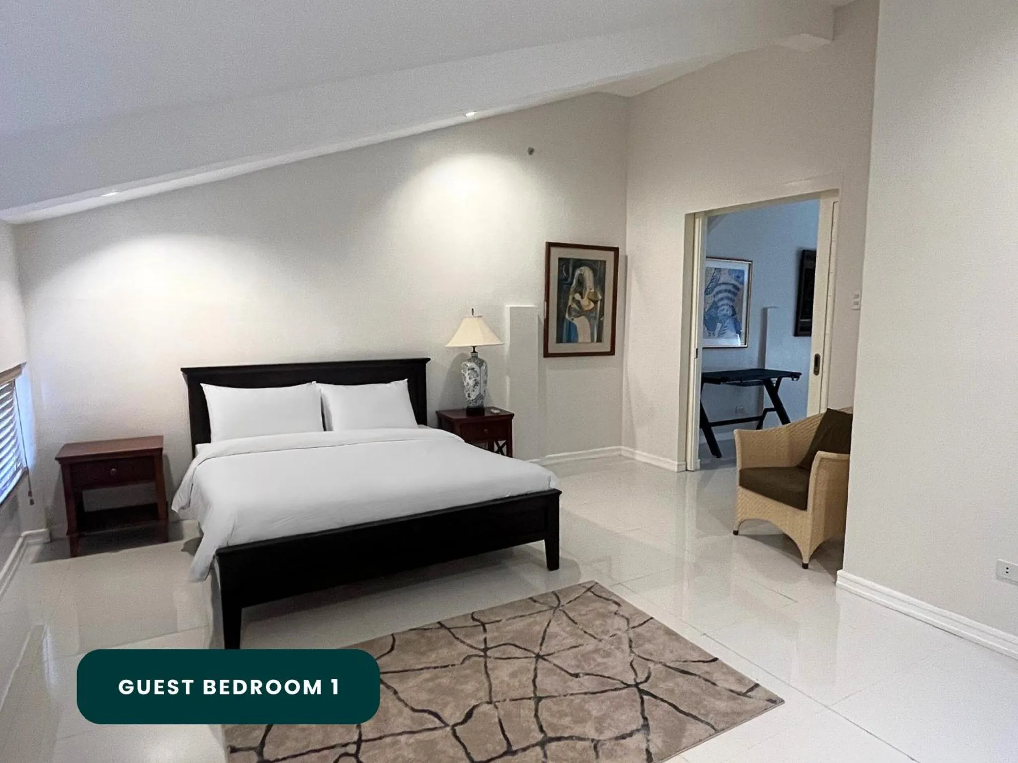 Bed in Coralpoint Gardens Suites & Residences
