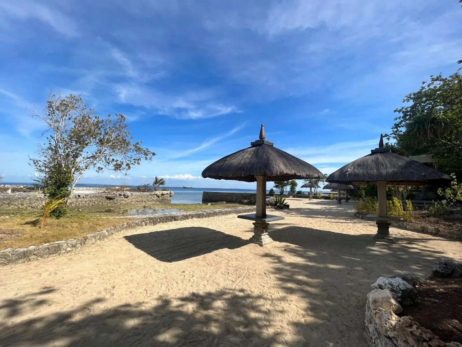 Natural landscape in Coralpoint Gardens Suites & Residences