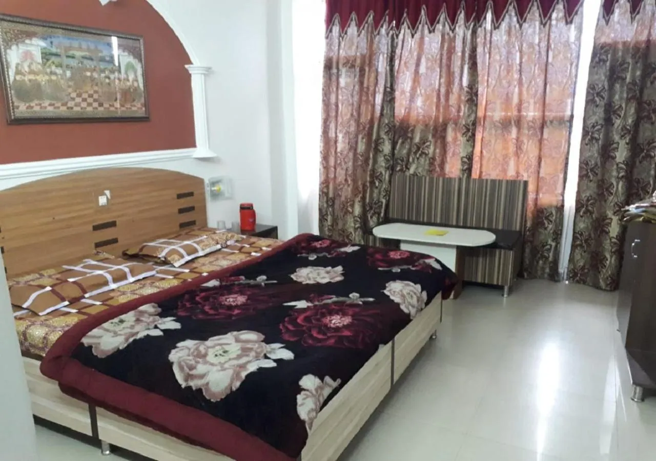 Bedroom in Hotel Ishan