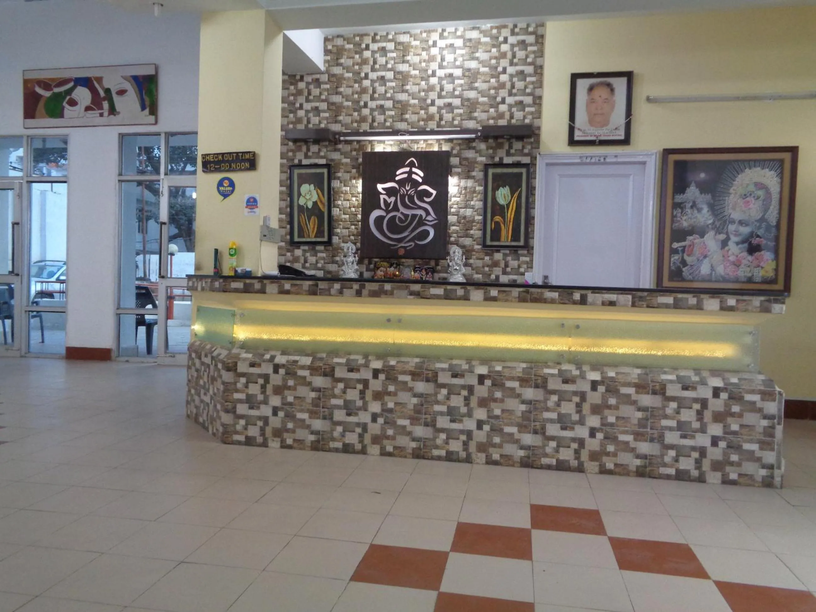 Lobby or reception in Hotel Ishan