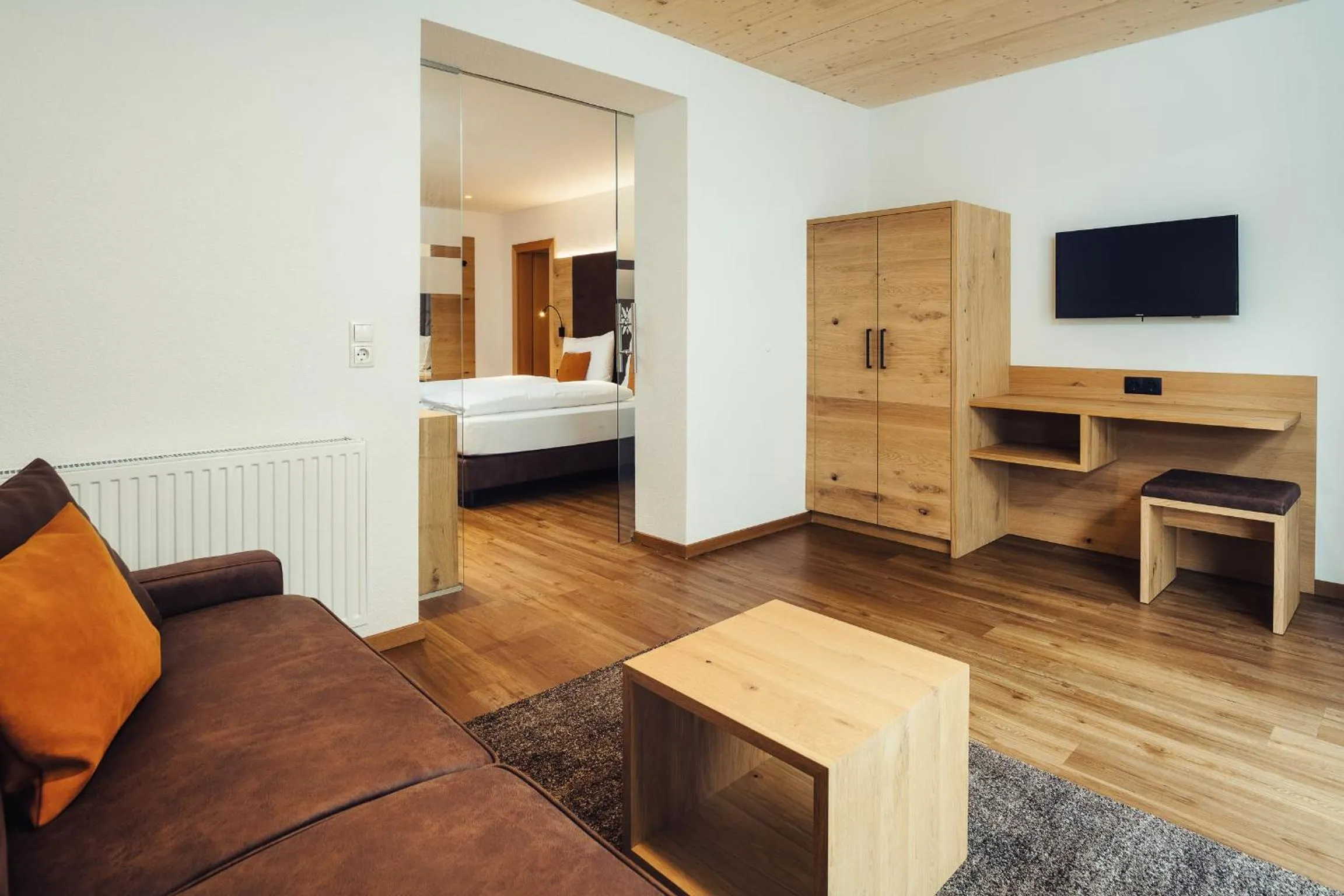 Photo of the whole room, Bed in Hotel Edelweiss Superior