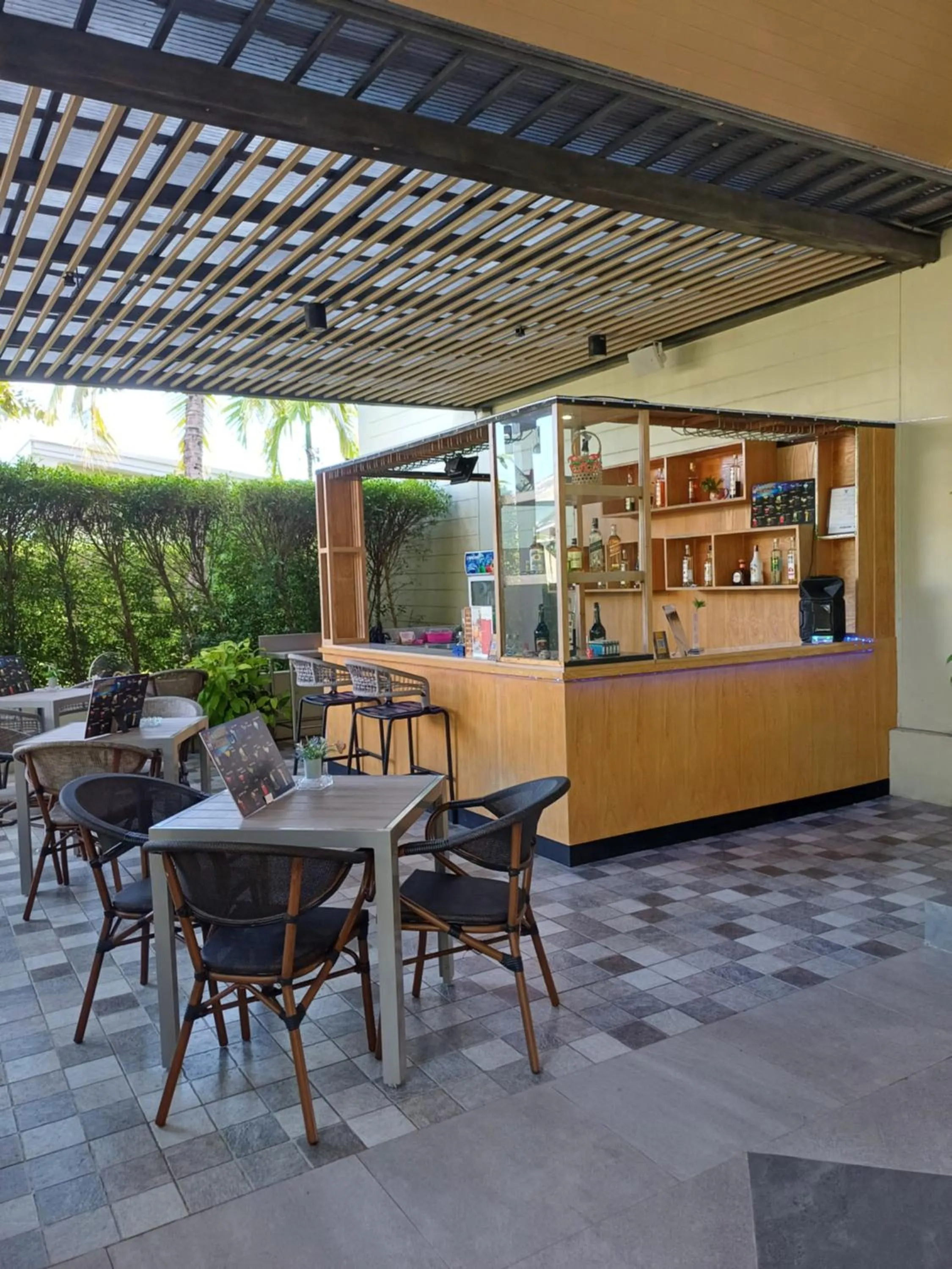 Lounge or bar in CRAFT Resort & Villas, Phuket Town