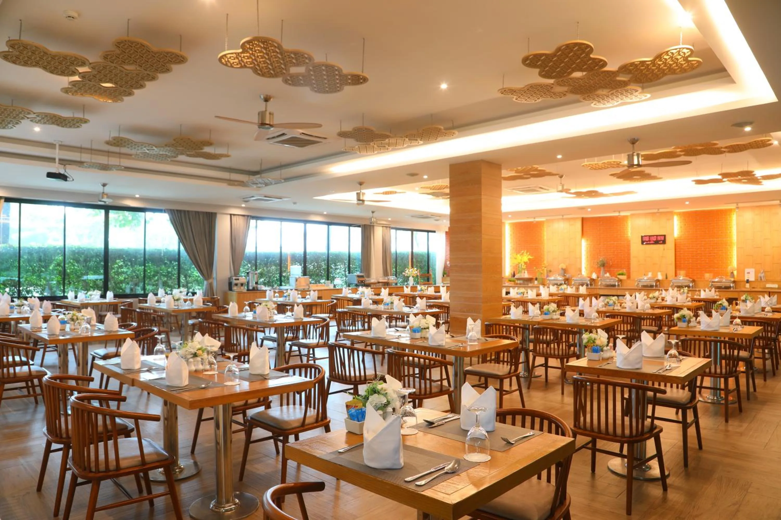 Restaurant/places to eat in CRAFT Resort & Villas, Phuket Town