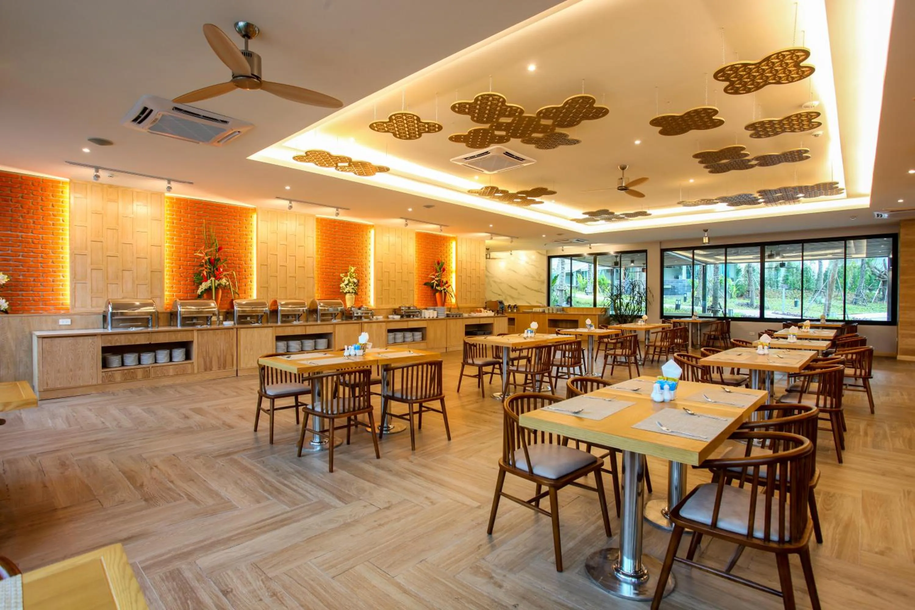 Restaurant/places to eat in CRAFT Resort & Villas, Phuket Town