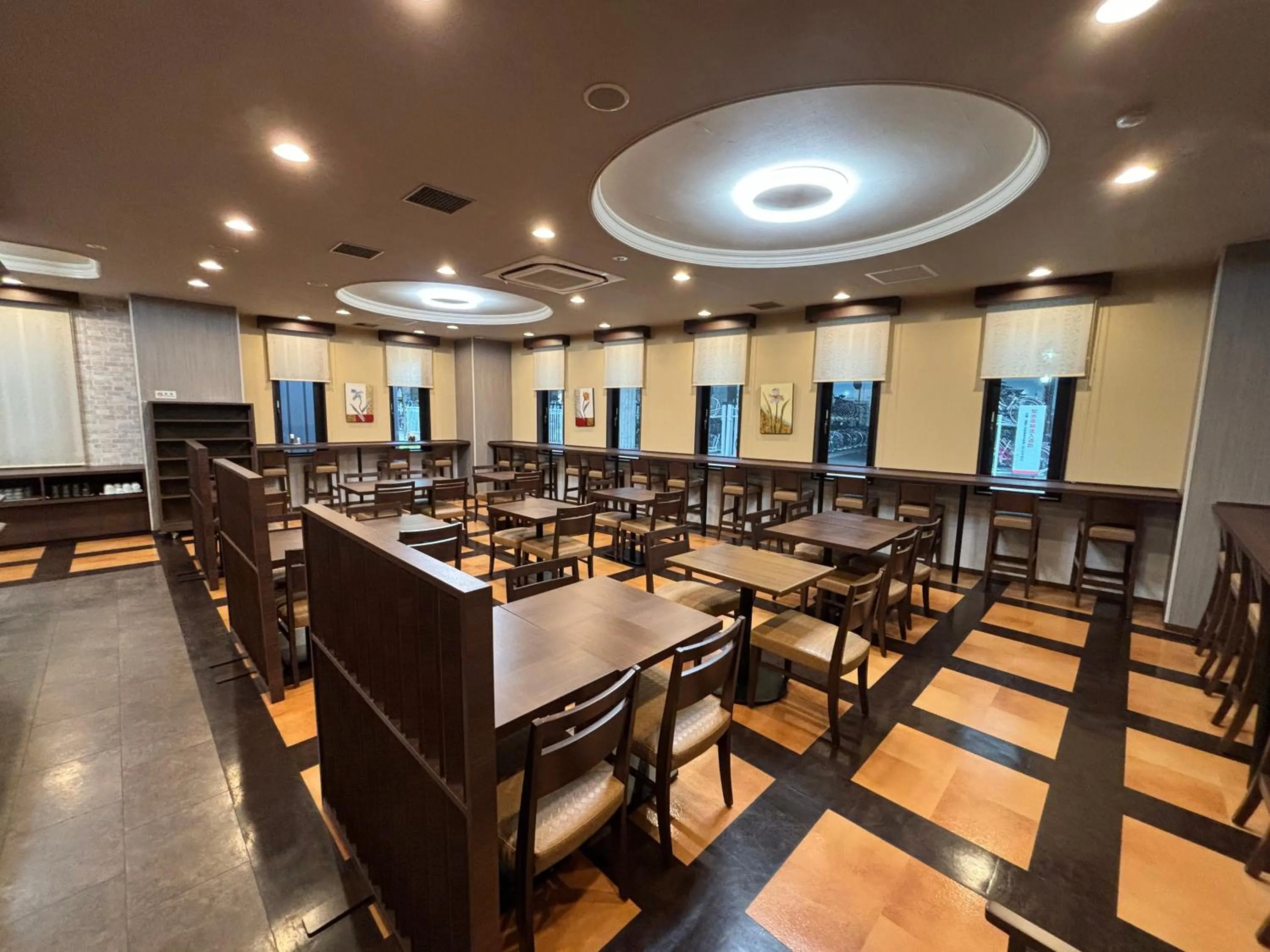 Restaurant/places to eat in Hotel Route-Inn Fukui Ekimae