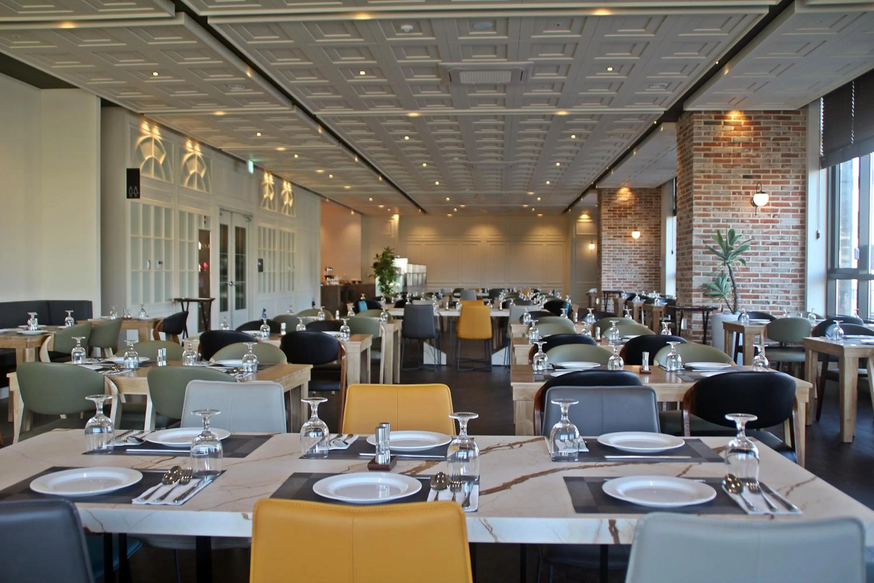 Restaurant/places to eat in Golden Tulip Ever Yongin Hotel