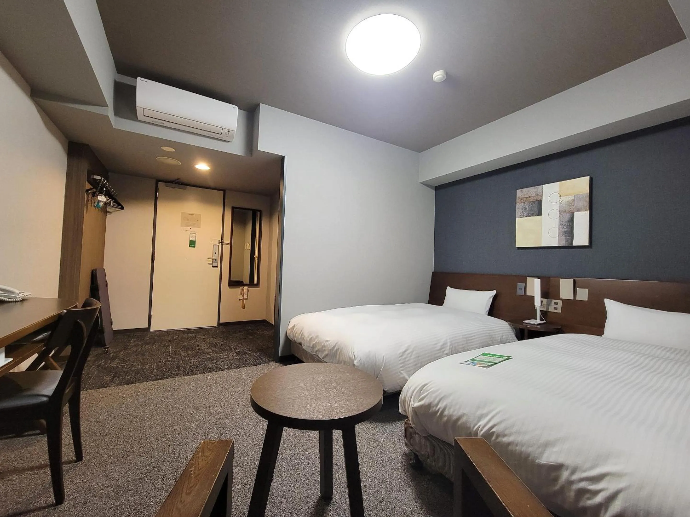 Photo of the whole room, Bed in HOTEL ROUTE-INN Ota Minami -Kokudo 407 Gou-