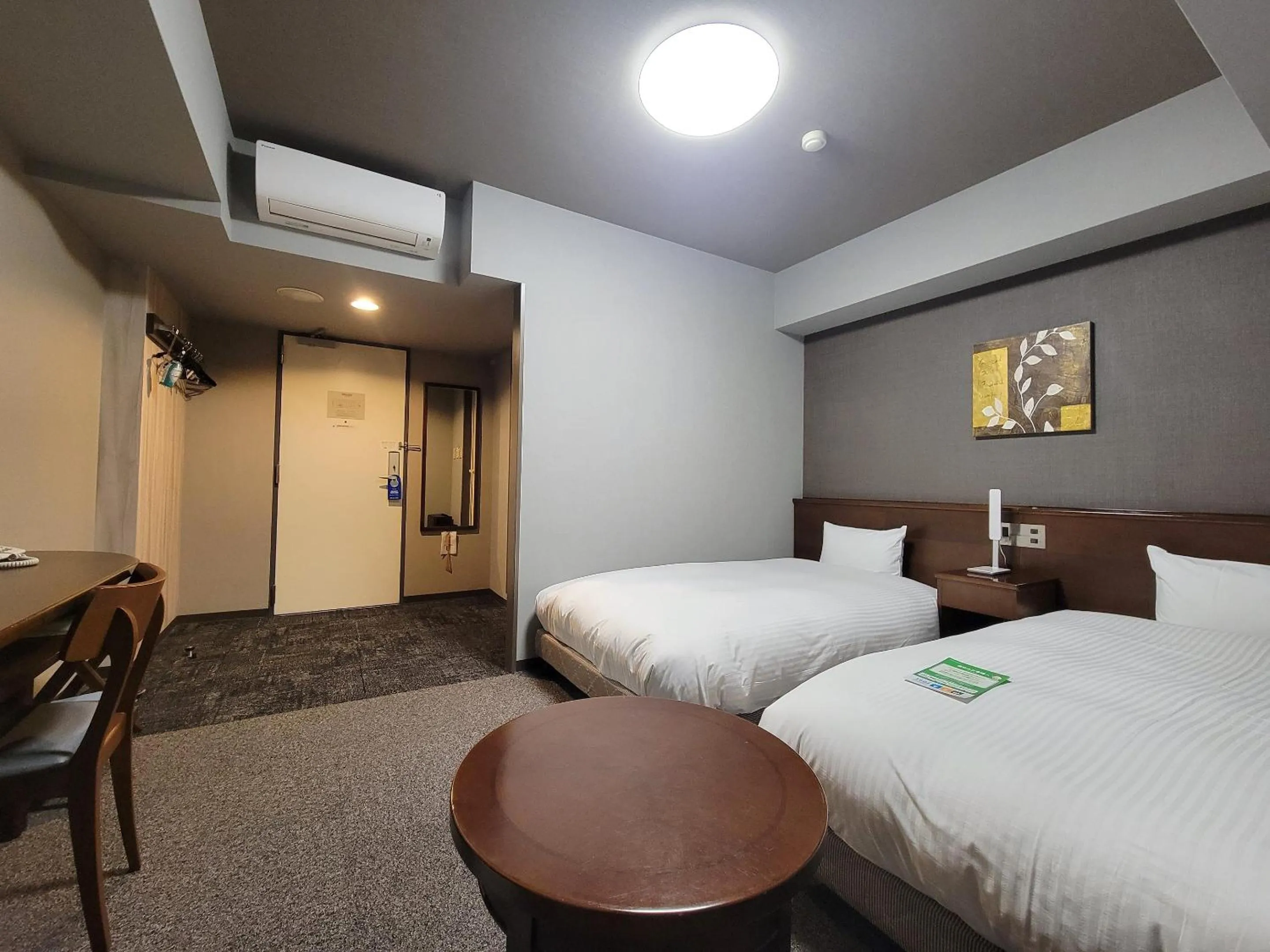 Photo of the whole room, Bed in HOTEL ROUTE-INN Ota Minami -Kokudo 407 Gou-