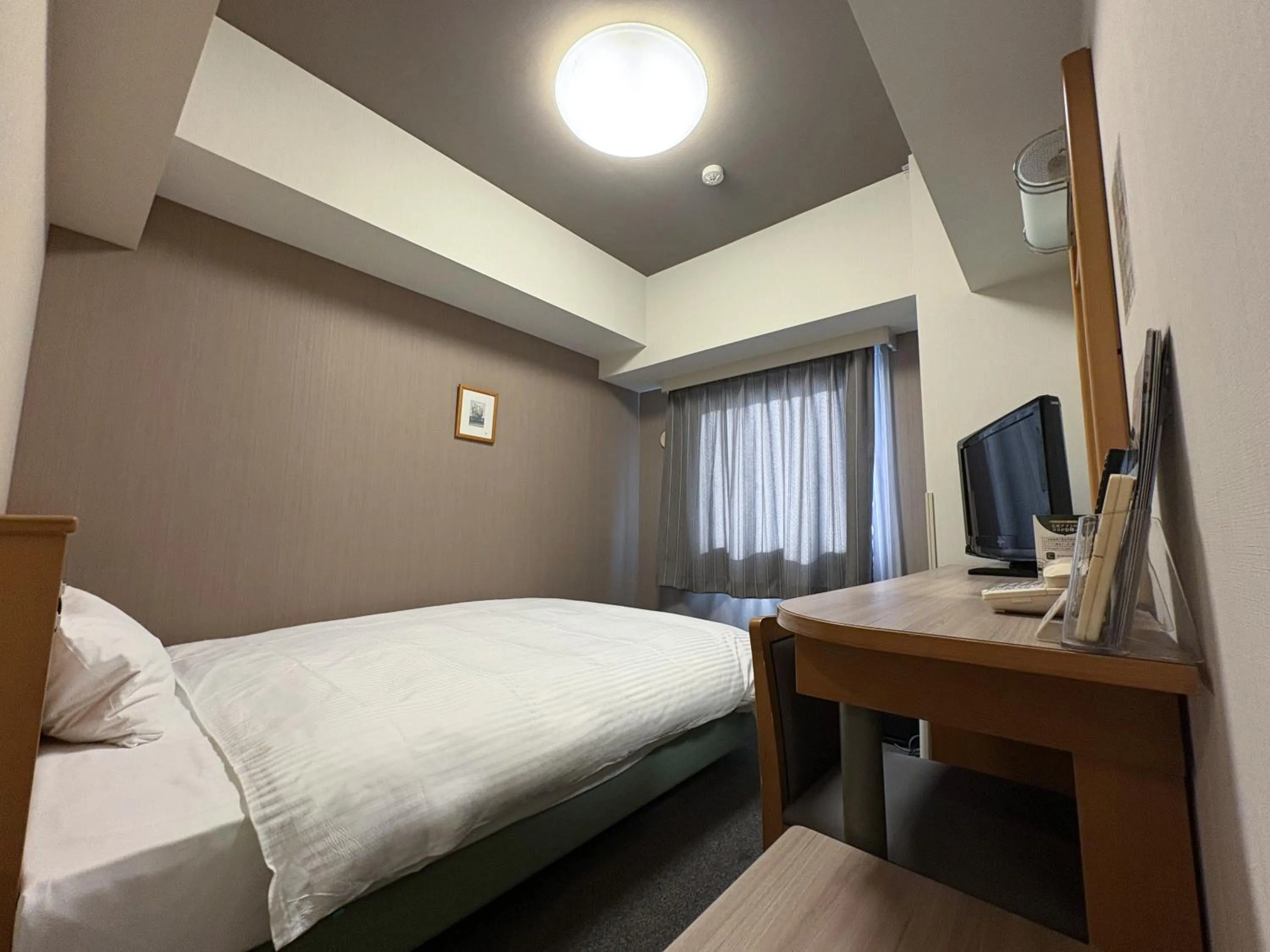 Photo of the whole room, Bed in Hotel Route-Inn Nishinasuno