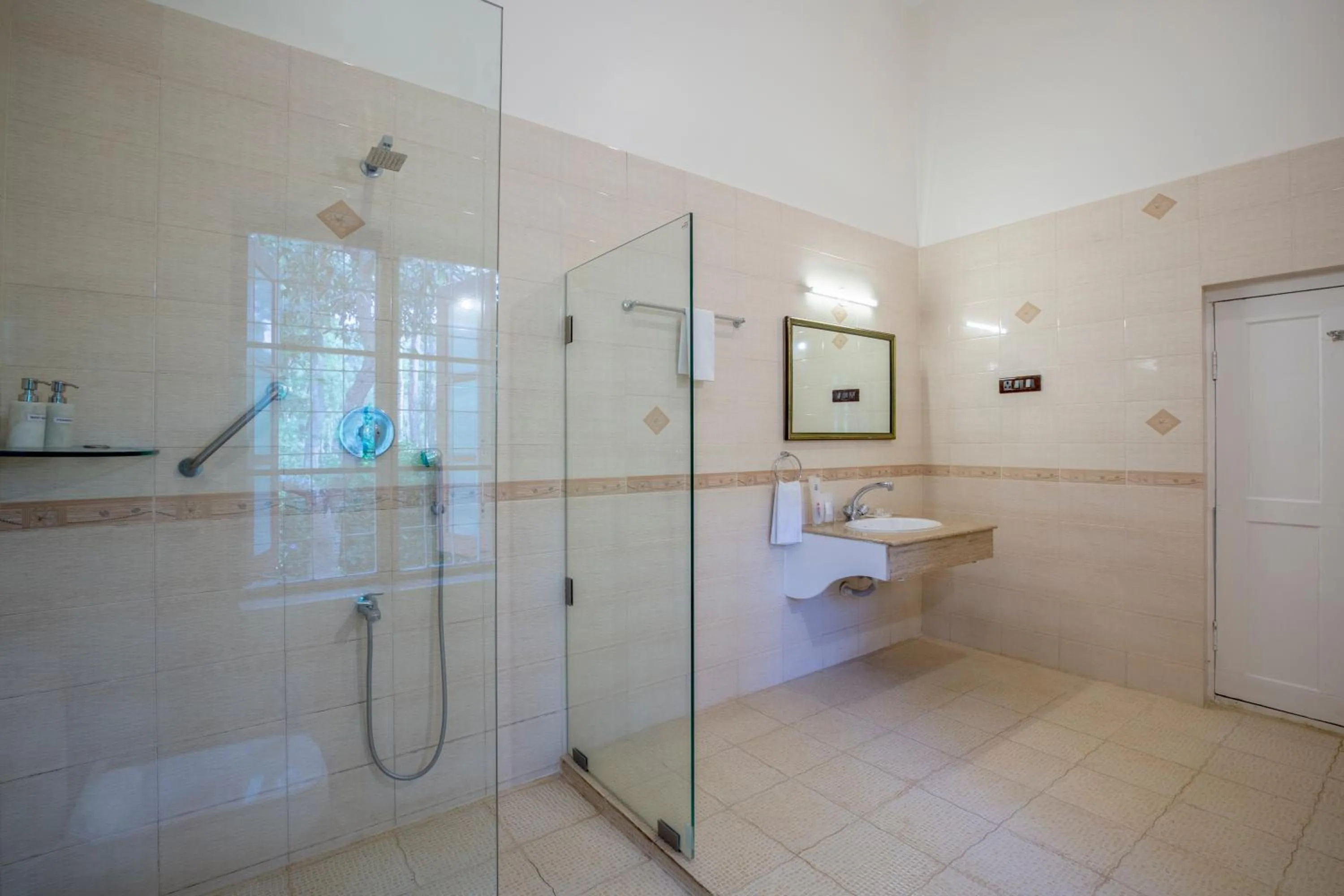 Shower in Ama Plantation Trails Coorg