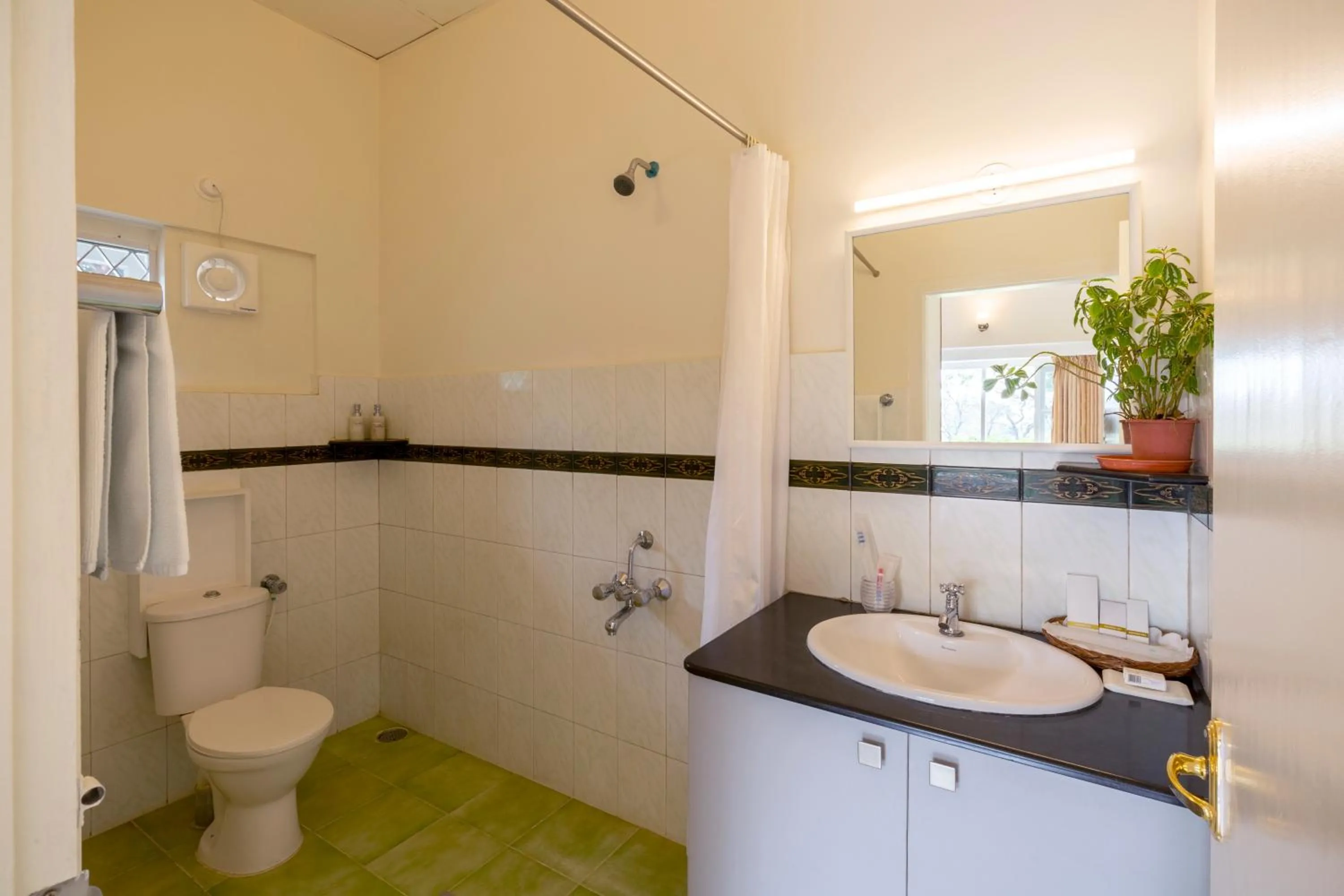 Shower in Ama Plantation Trails Coorg