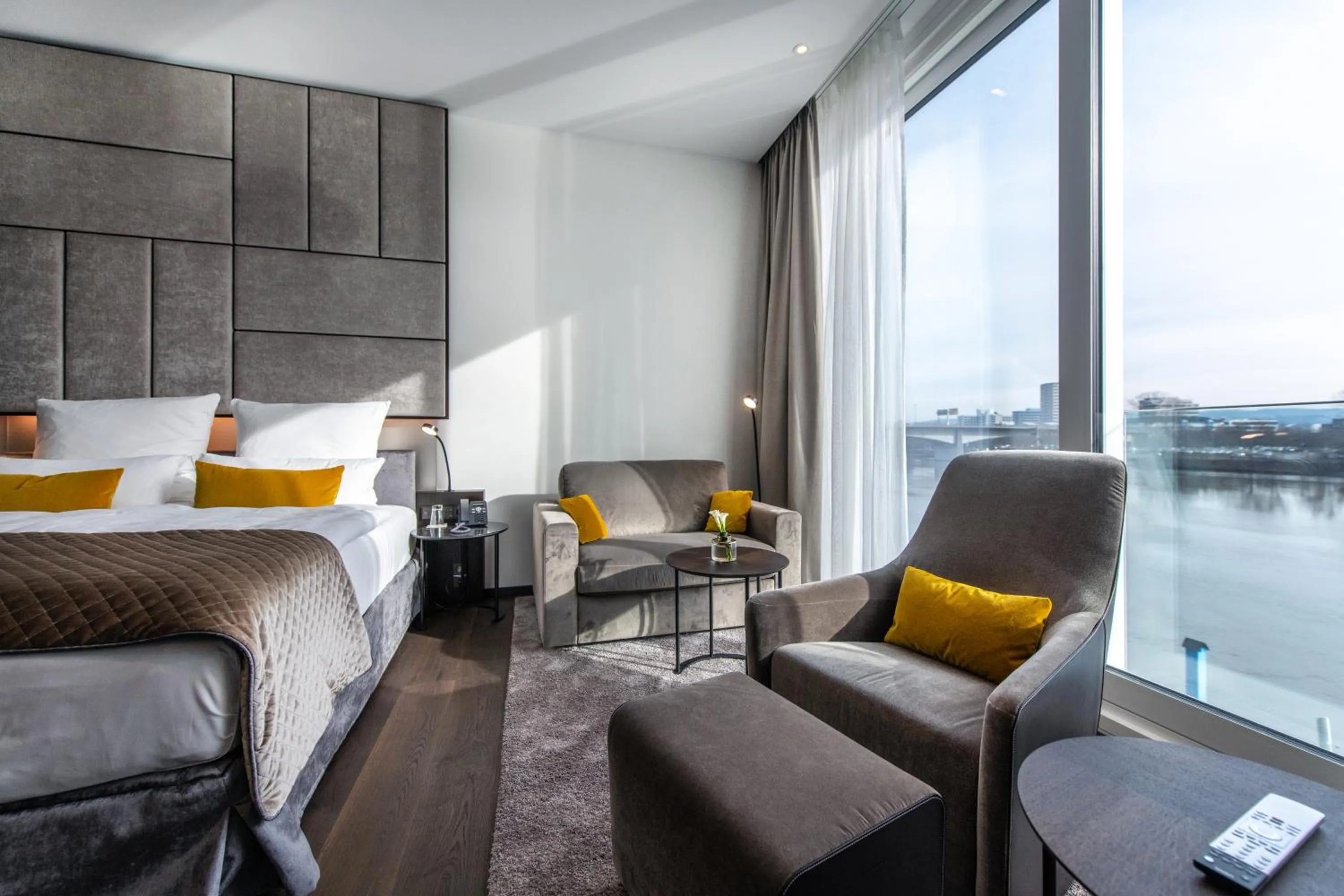 Seating area, Bed in FÄHRHAUS Koblenz