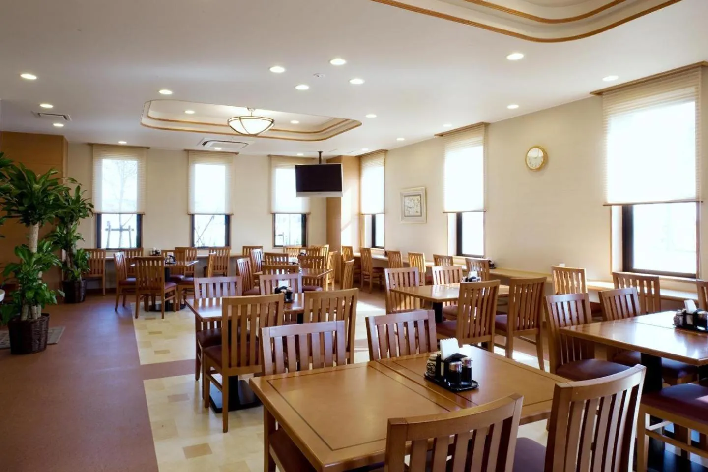 Restaurant/places to eat in Hotel Route-Inn Mikawa Inter