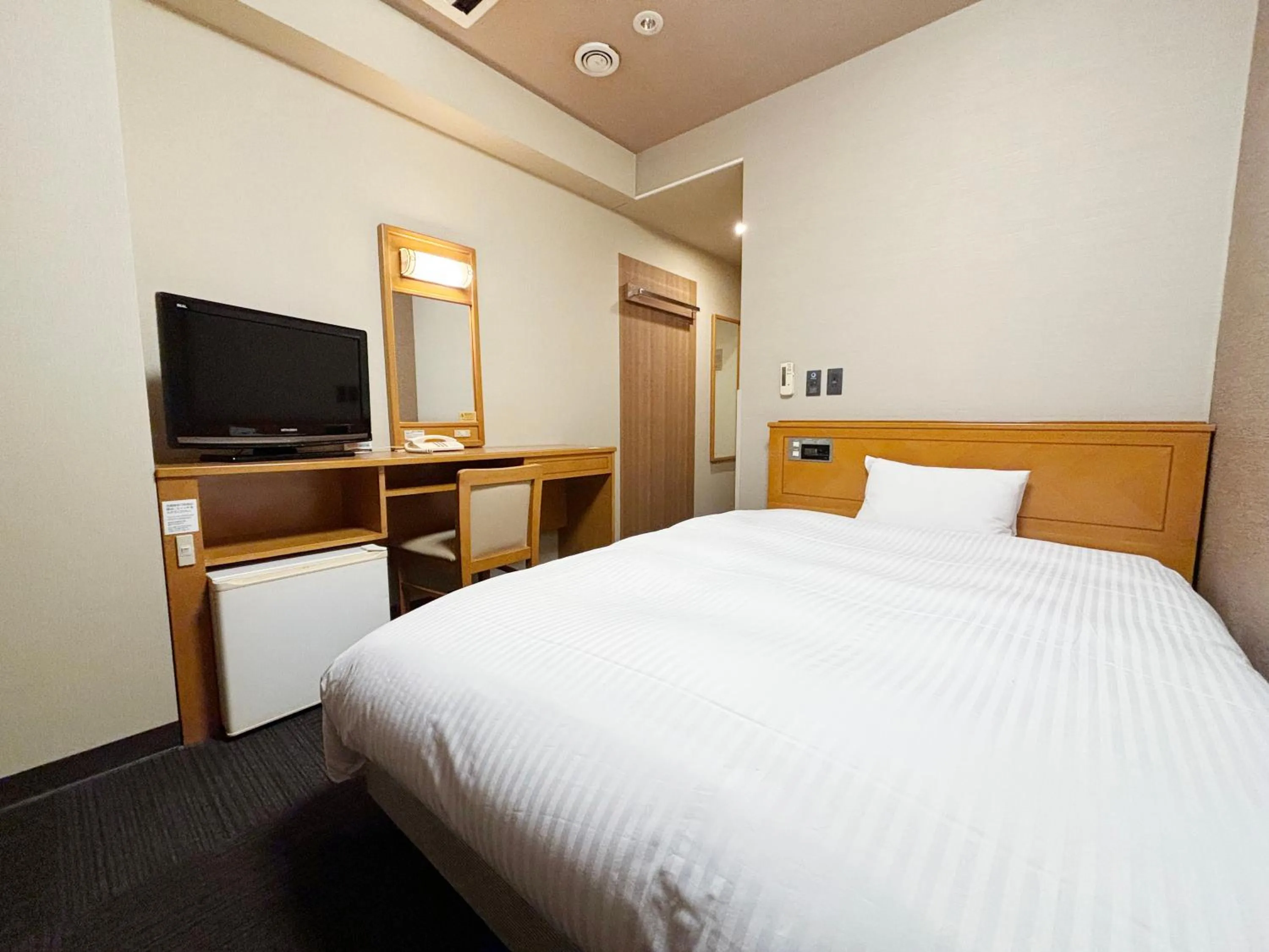 Photo of the whole room, Bed in Route Inn Grantia Hanyu Spa Resort