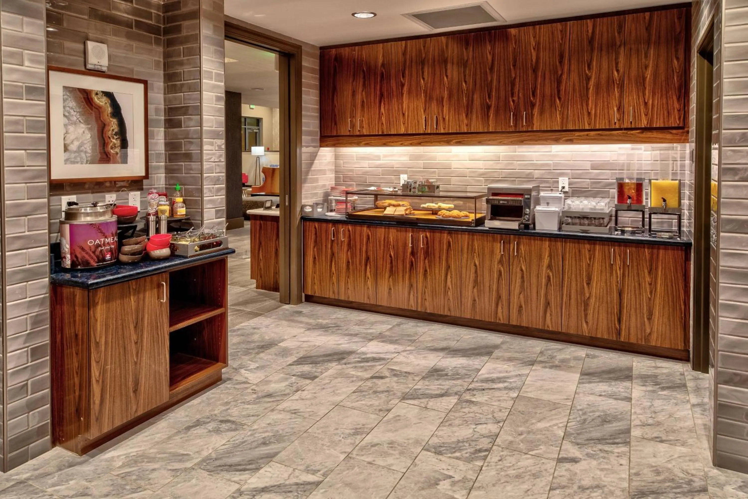 Breakfast in Residence Inn by Marriott Nashville Green Hills