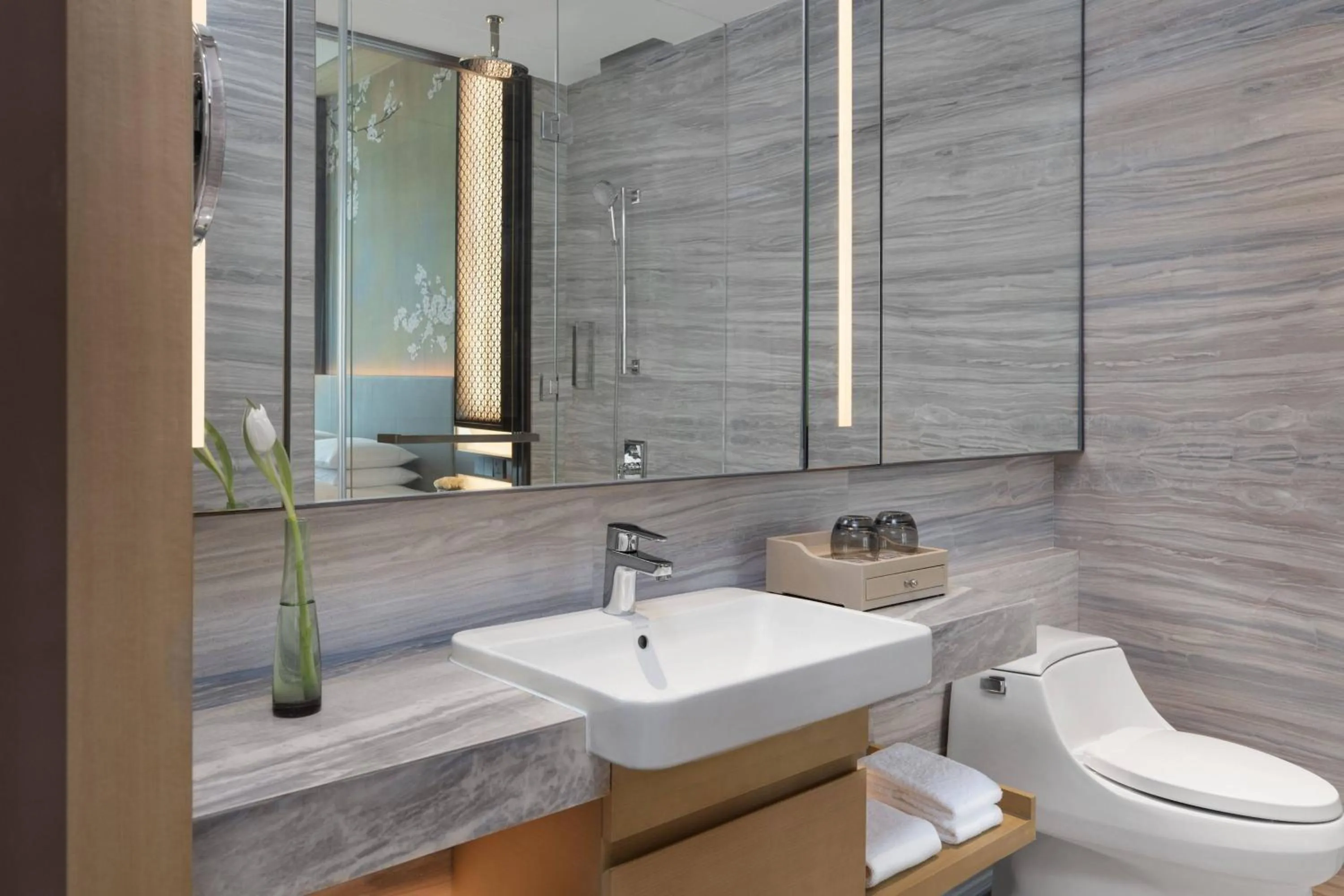 Bathroom in Courtyard by Marriott Jiangsu Taizhou