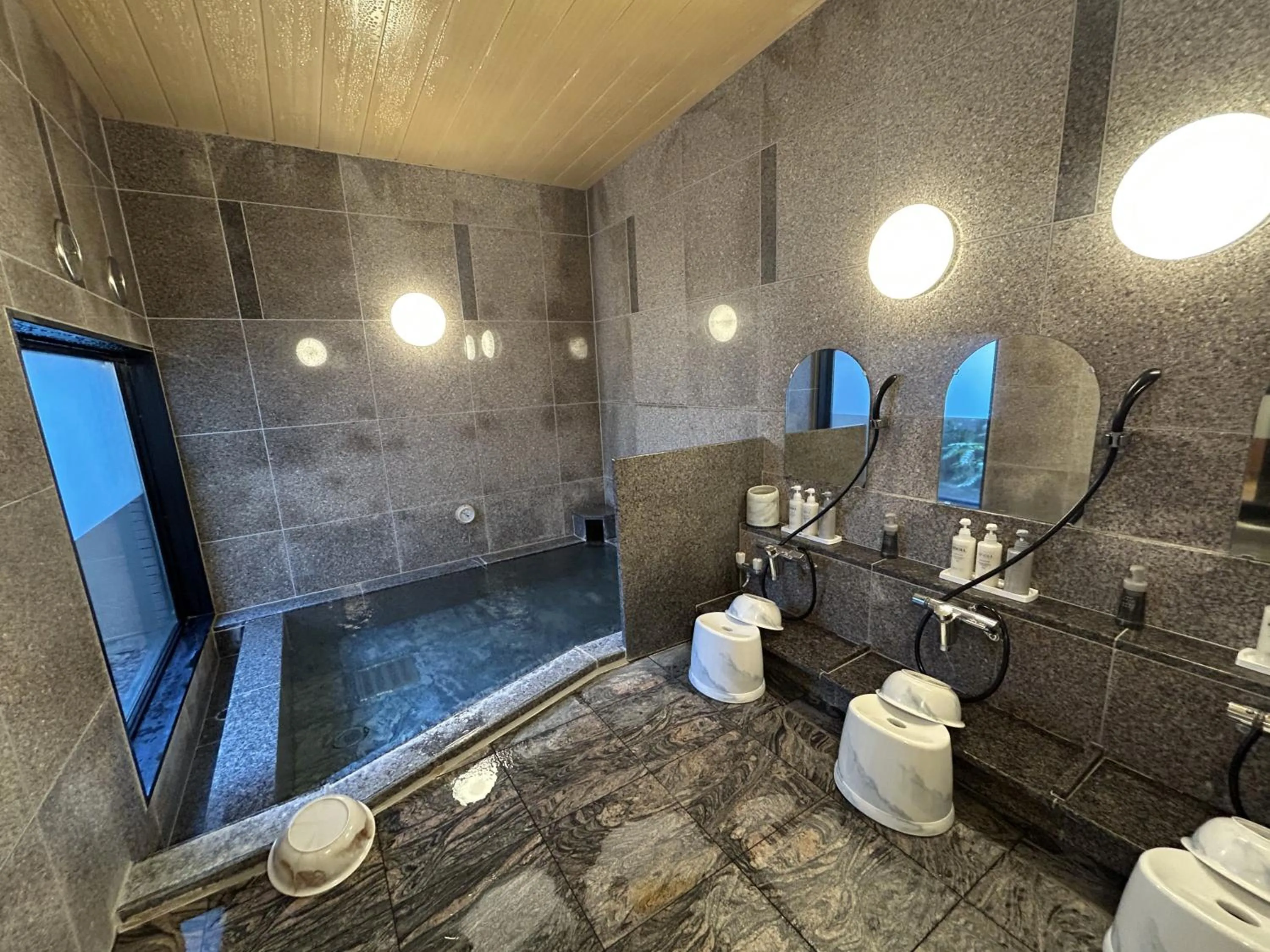 Public Bath in Hotel Route-Inn Iwata Inter