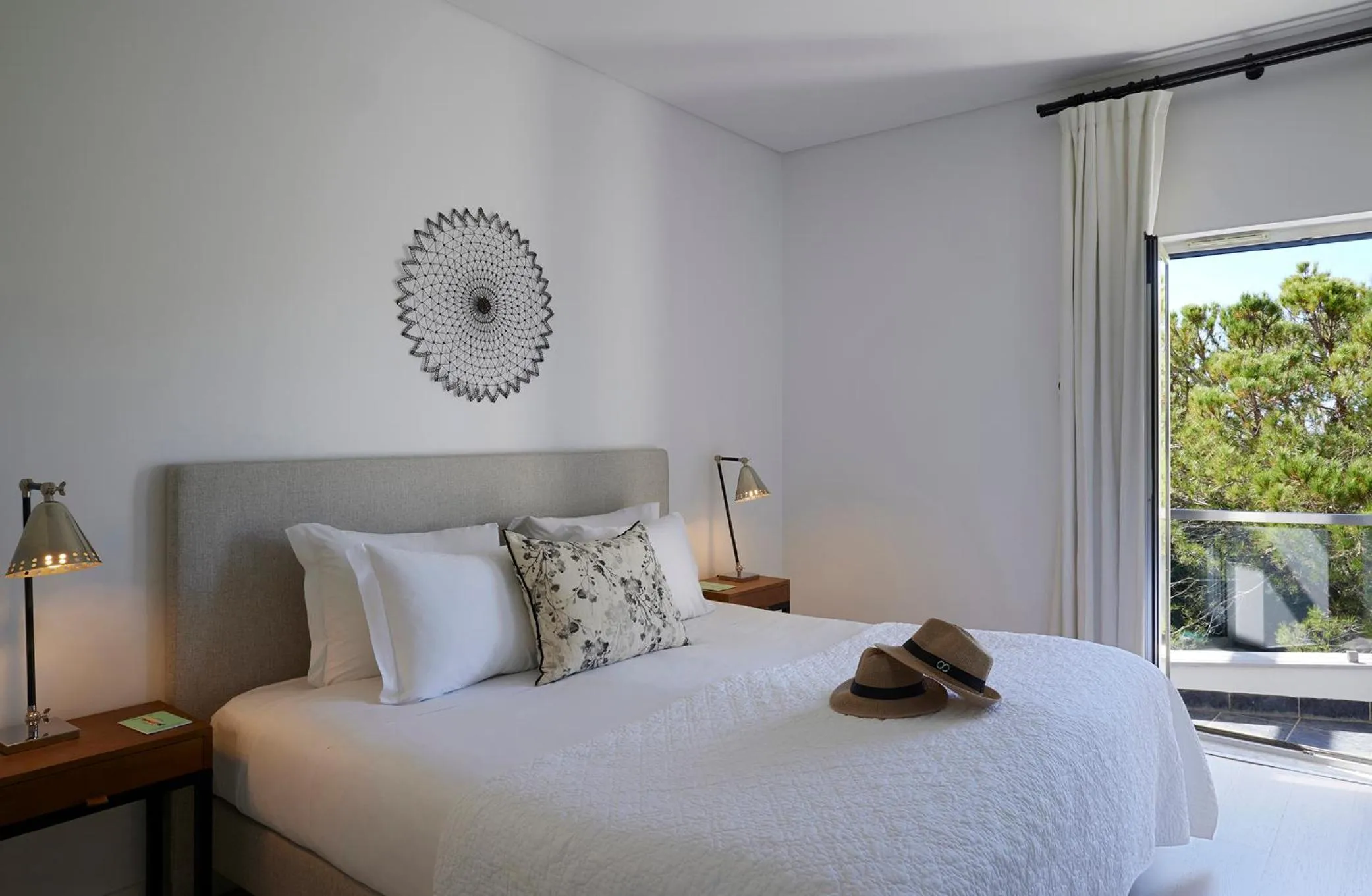 Natural landscape, Bed in Octant Praia Verde