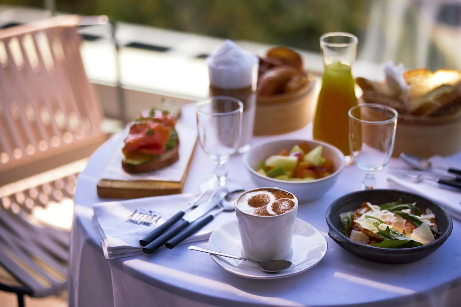 Breakfast in Octant Praia Verde