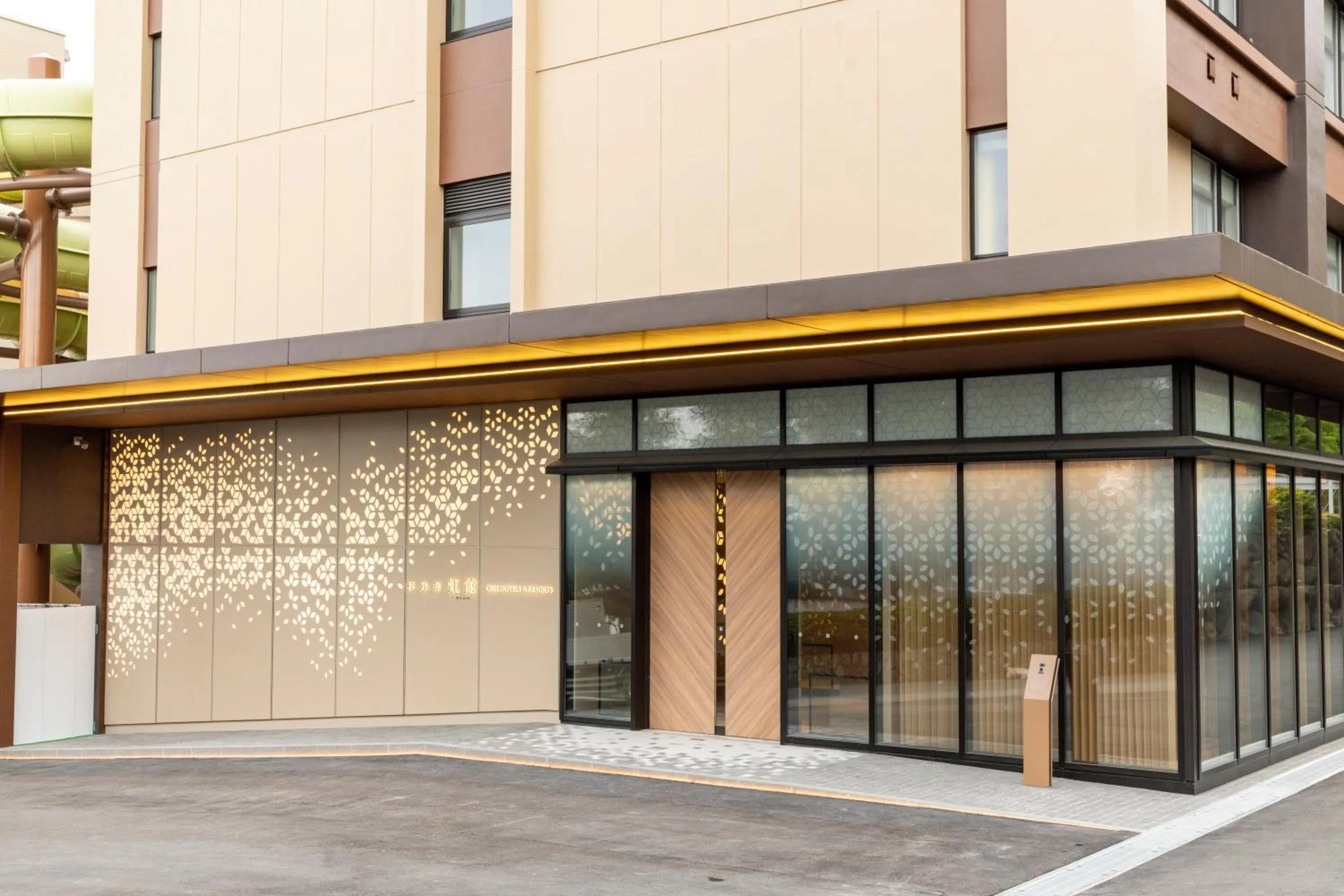 Property building in Beppu SUGINOI HOTEL