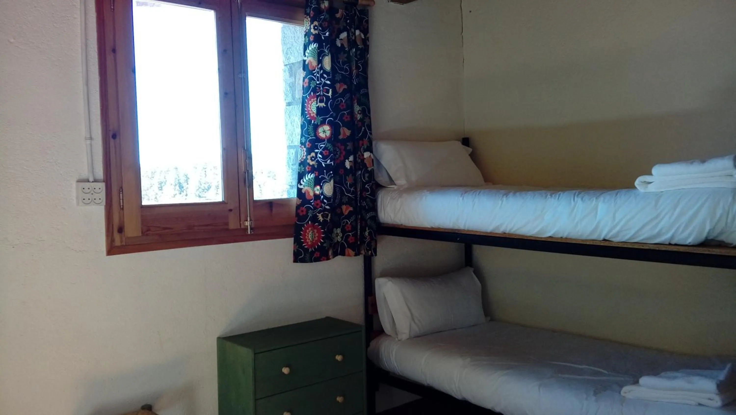 Photo of the whole room, Bed in Refugi Cap del Rec