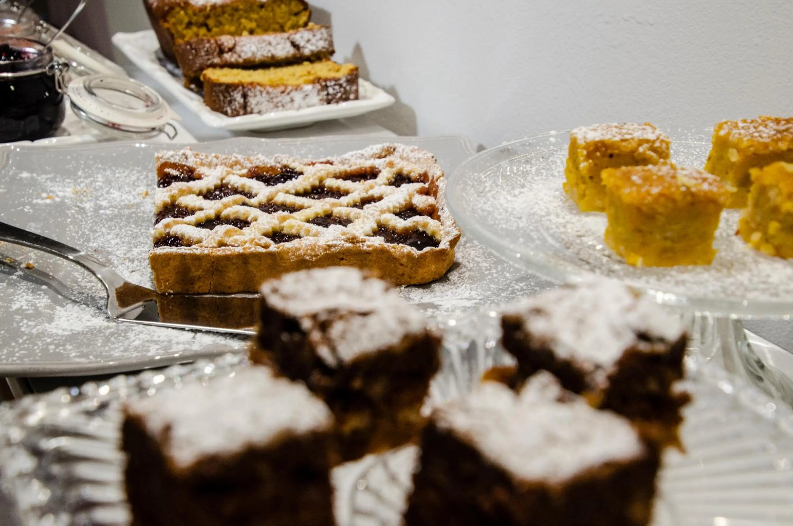 Food and drinks in TORTE & LINI