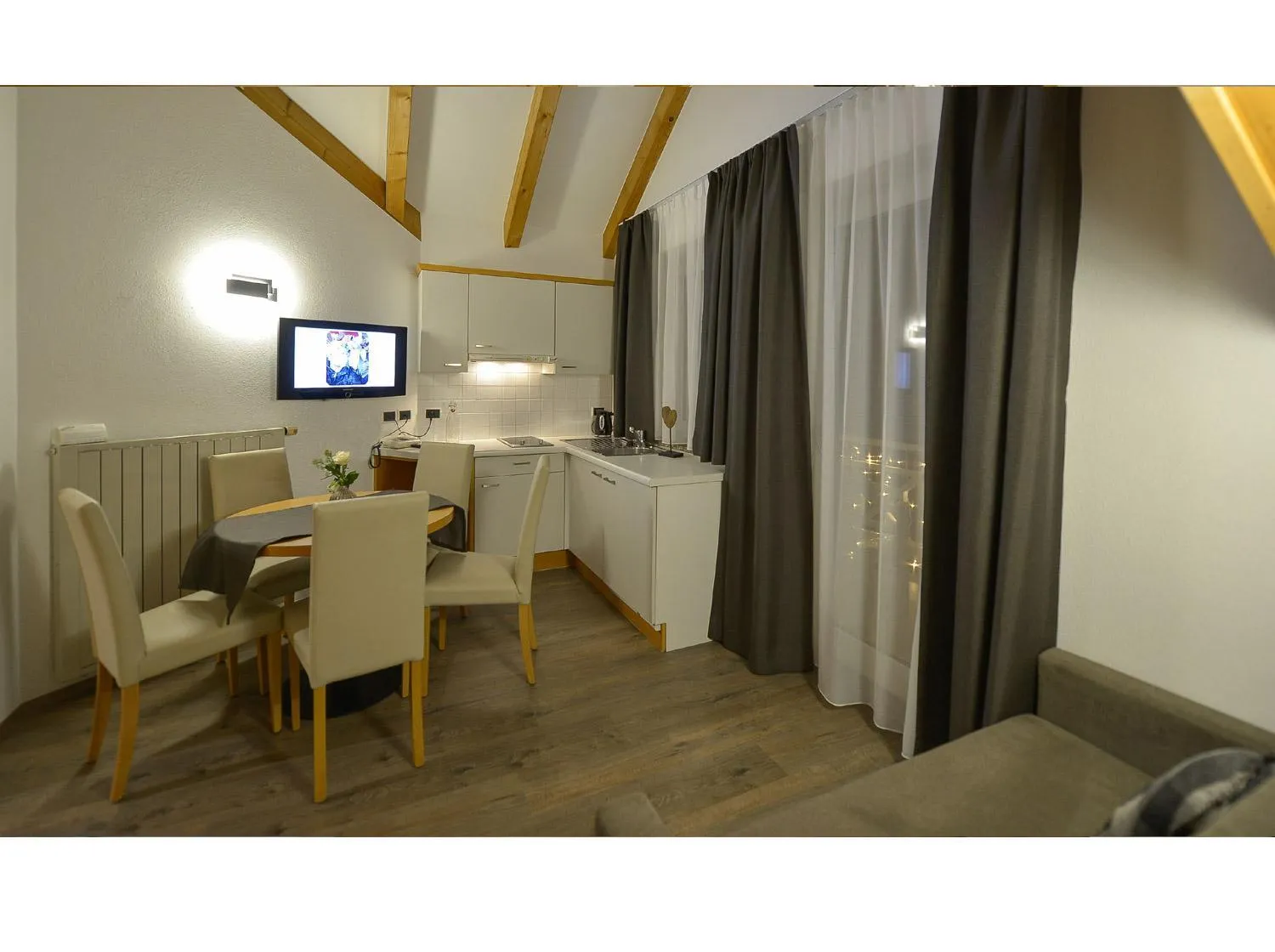 Dining area in Apparthotel Central