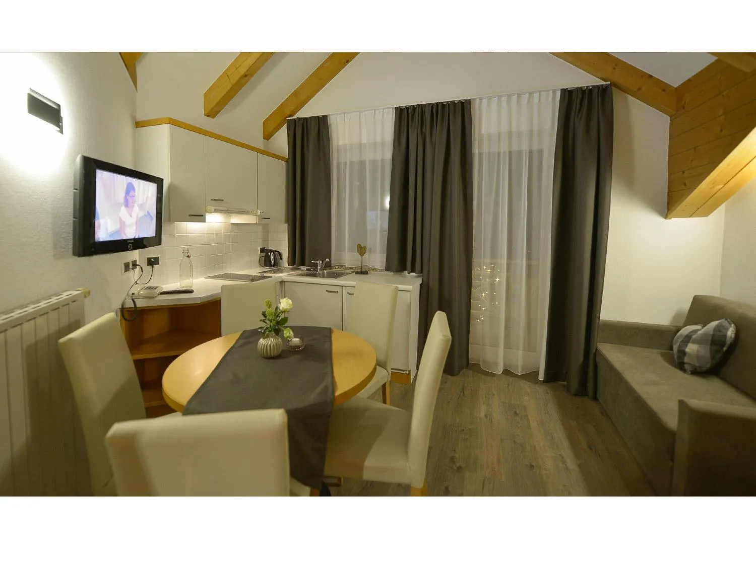 Dining area in Apparthotel Central