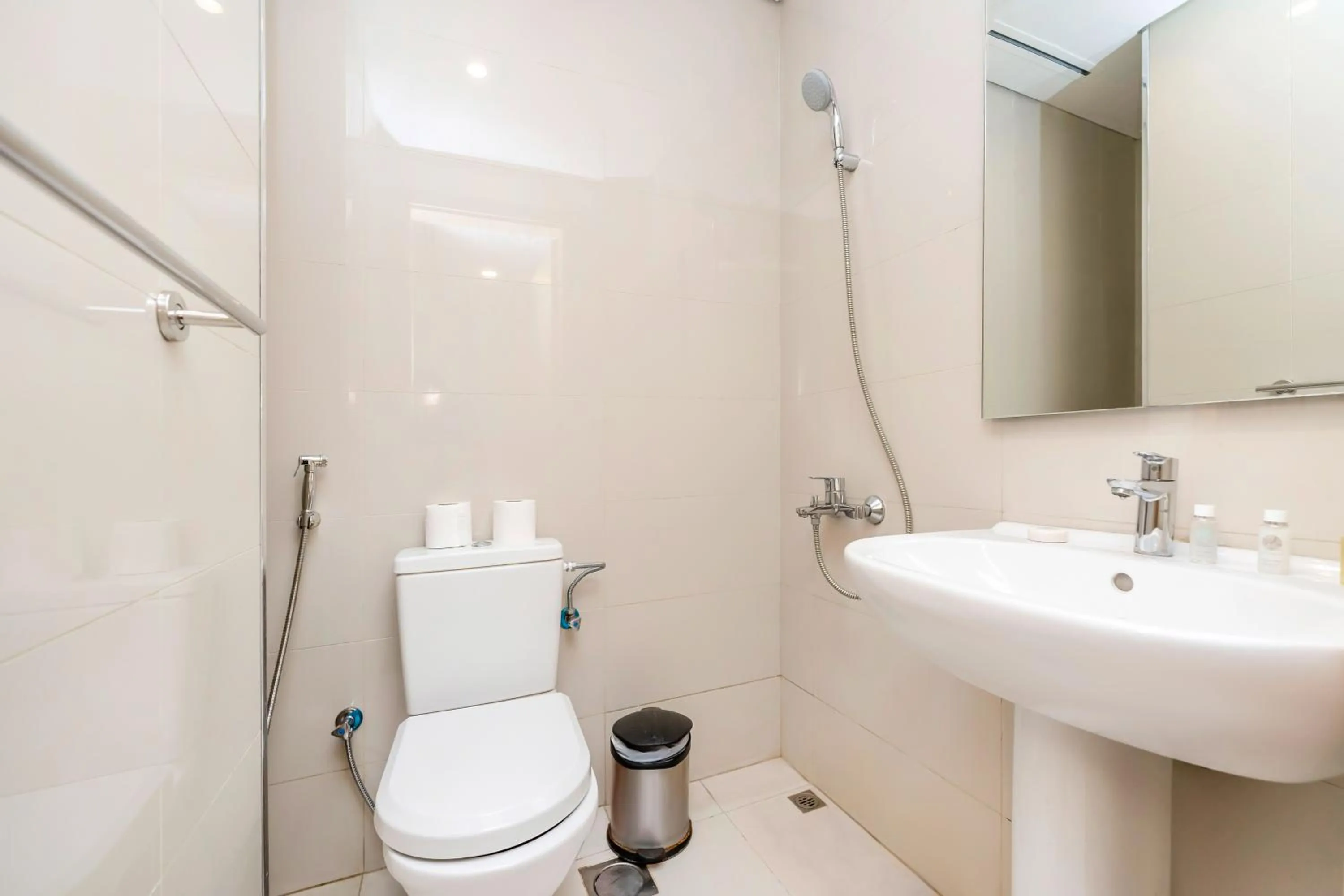 Shower, Bathroom in FAM Living - Mada Residences Downtown Dubai