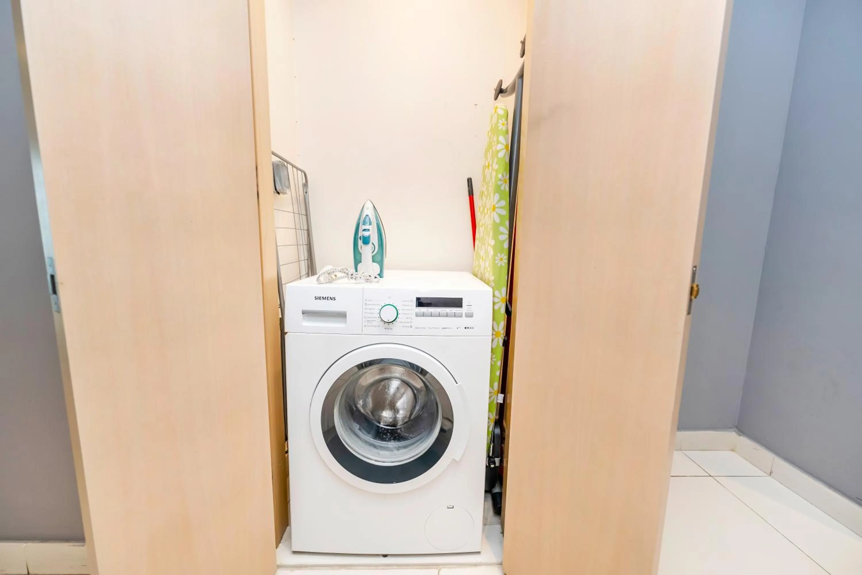 washing machine, Bathroom in FAM Living - Mada Residences Downtown Dubai
