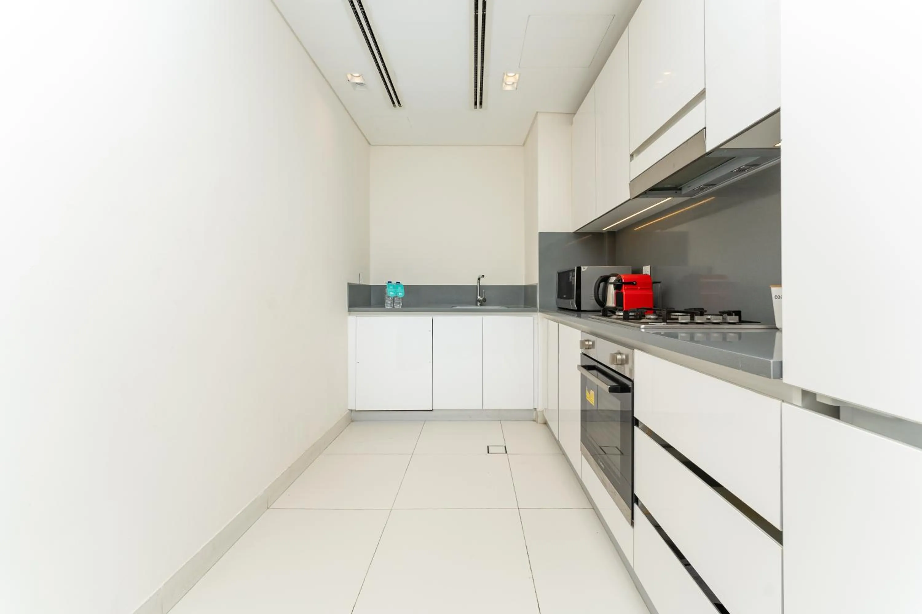 Kitchen or kitchenette, Kitchen/Kitchenette in FAM Living - Mada Residences Downtown Dubai