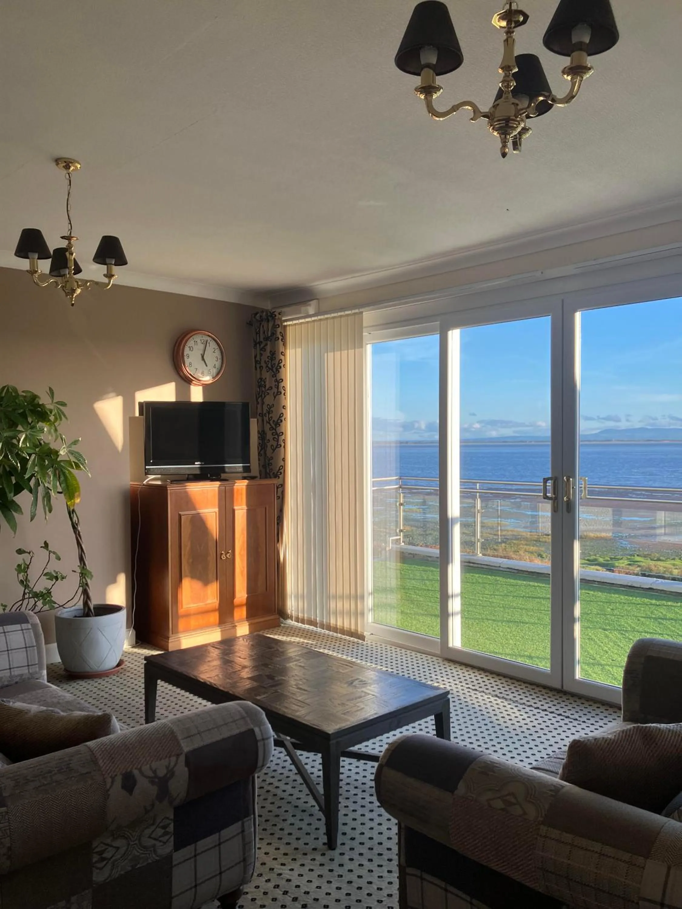 Restaurant/places to eat in The Powfoot Hotel, Annan