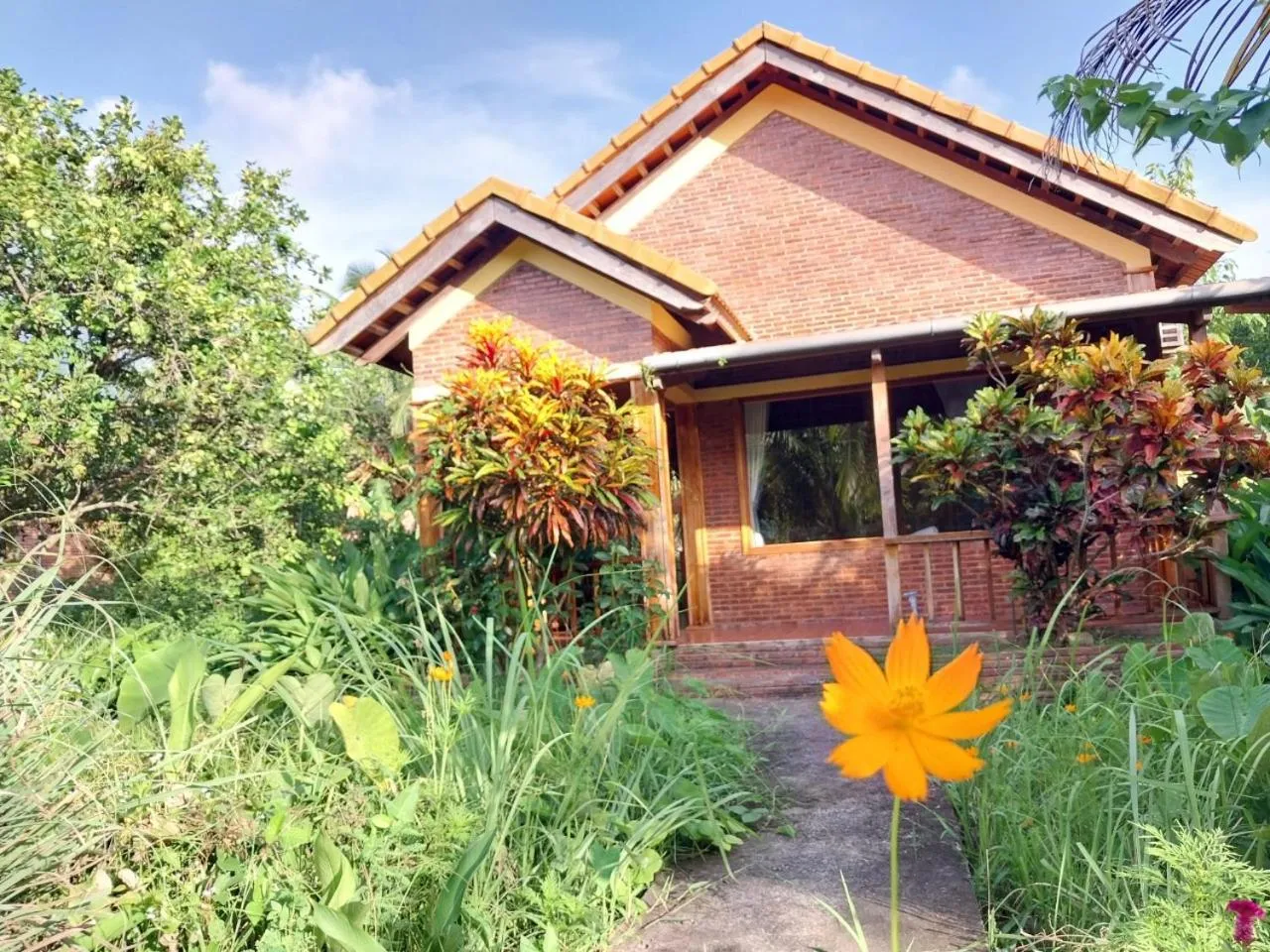 Phu Quoc Pomelo Garden