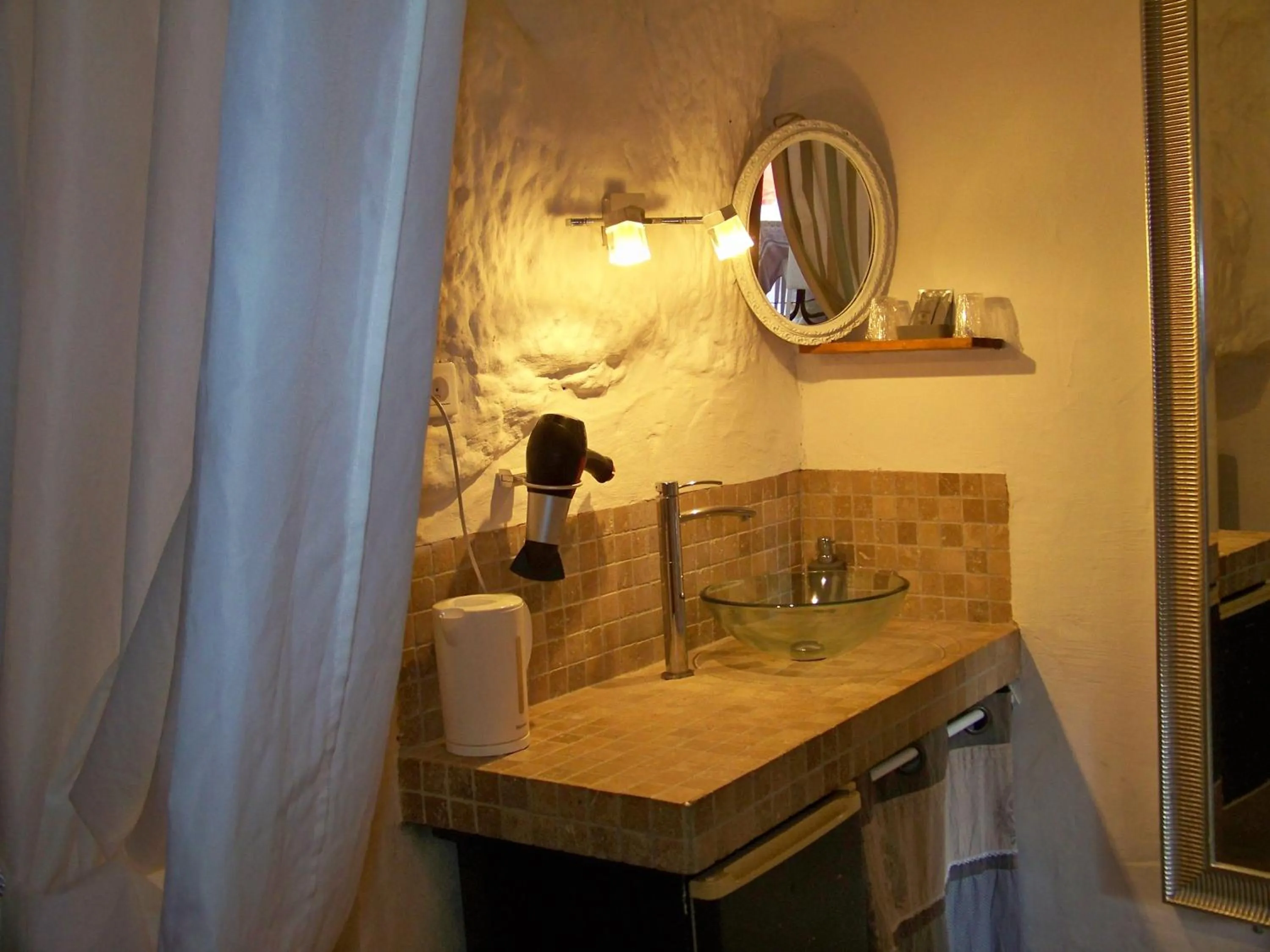 Logis Hôtels Troglododo