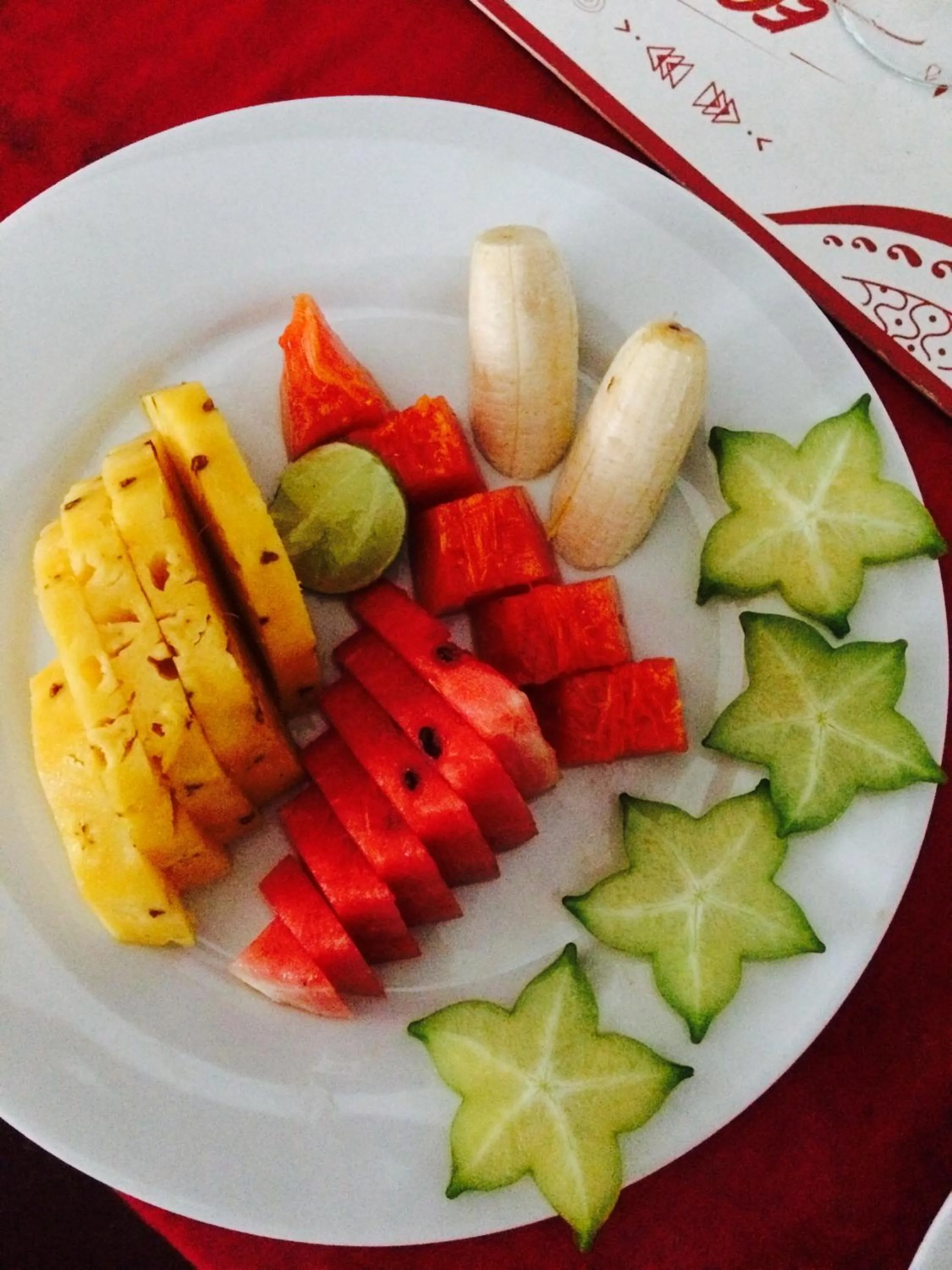 Food and drinks in Hotel Hemadan