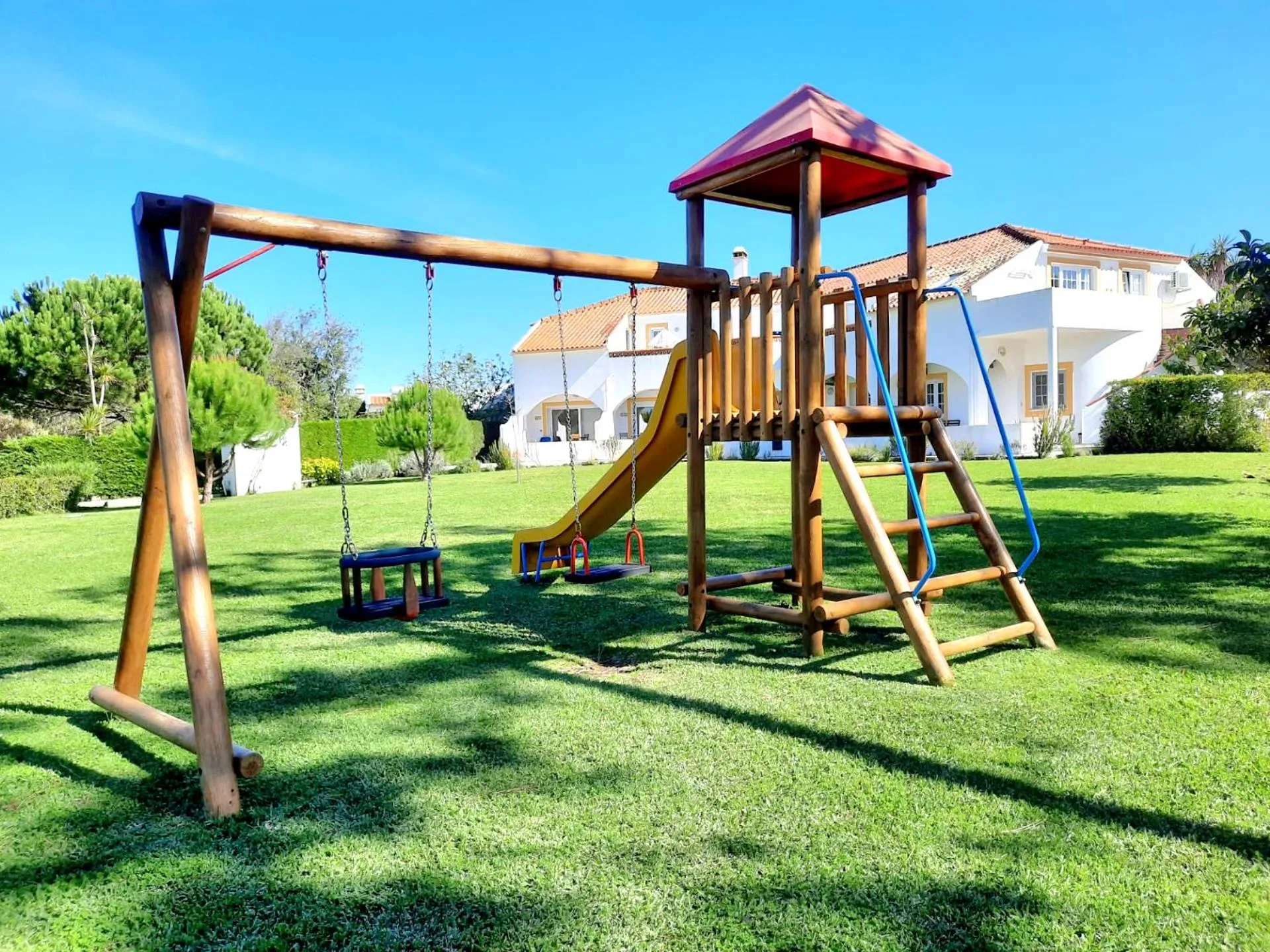 Children play ground in Quinta Do Moinho De Vento - Duna Parque Resorts & Hotels