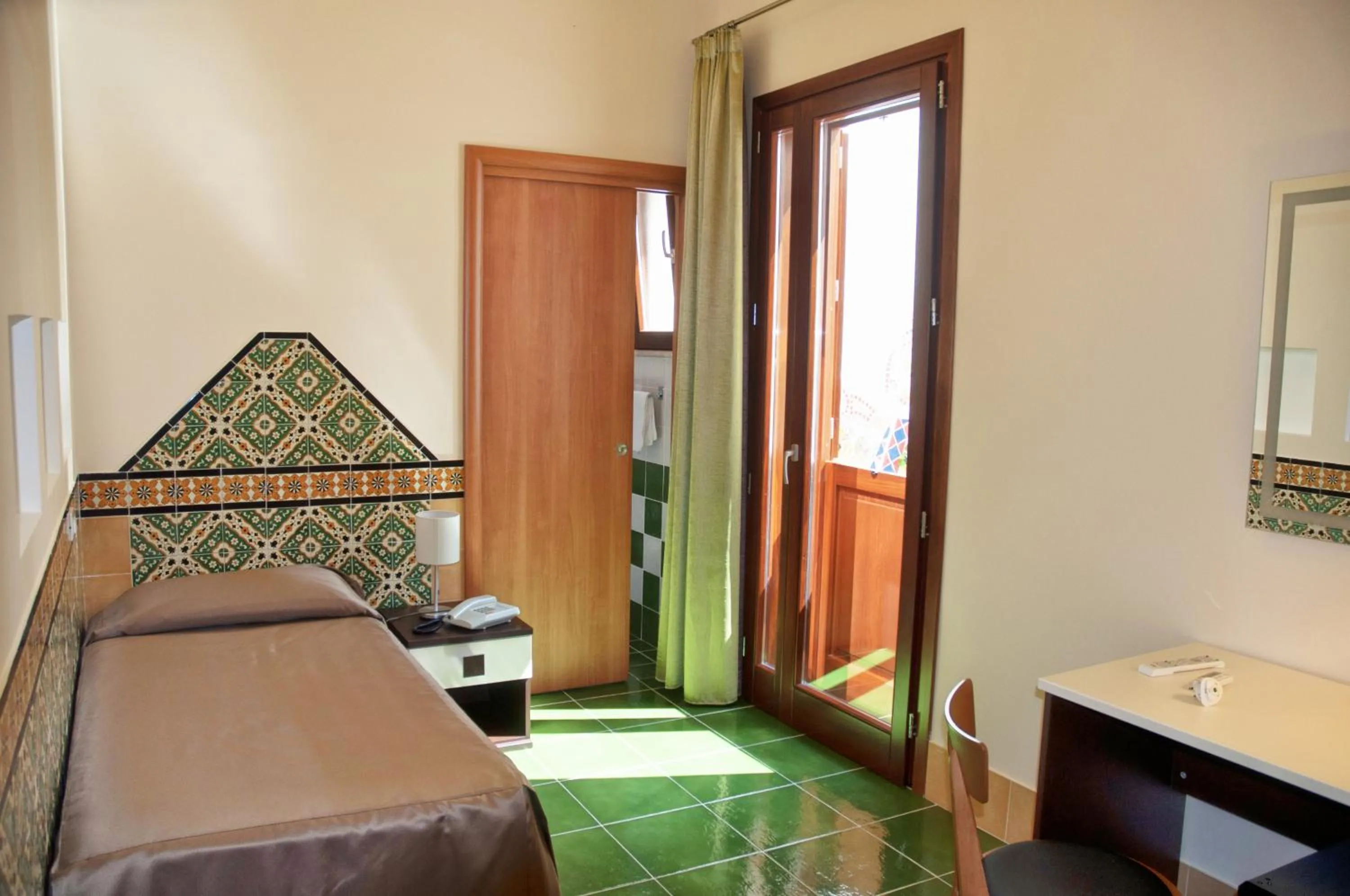 Bedroom, Bed in Hotel Riva Del Sole