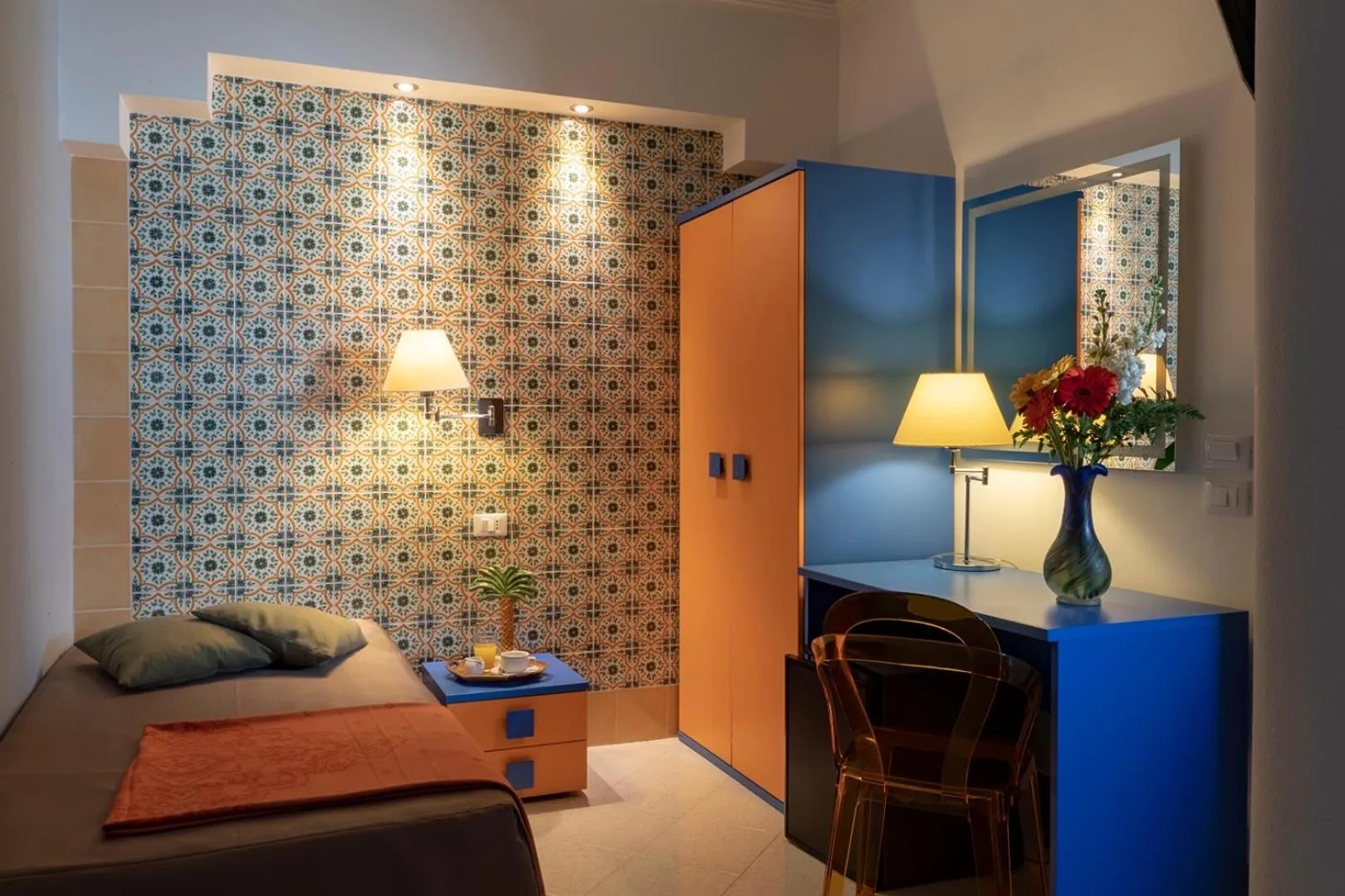 Photo of the whole room, Bed in Hotel Riva Del Sole