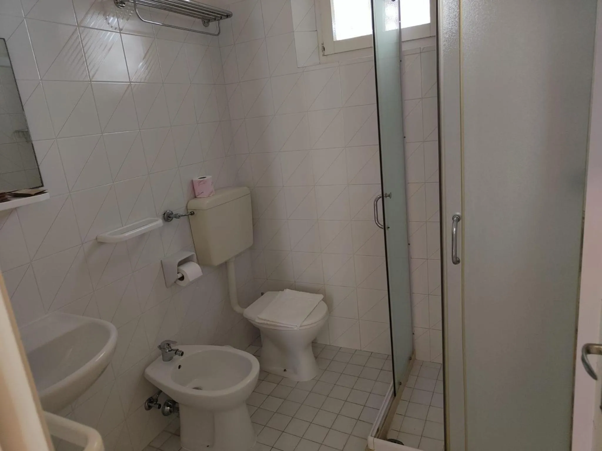 Shower in Hotel Gioiella