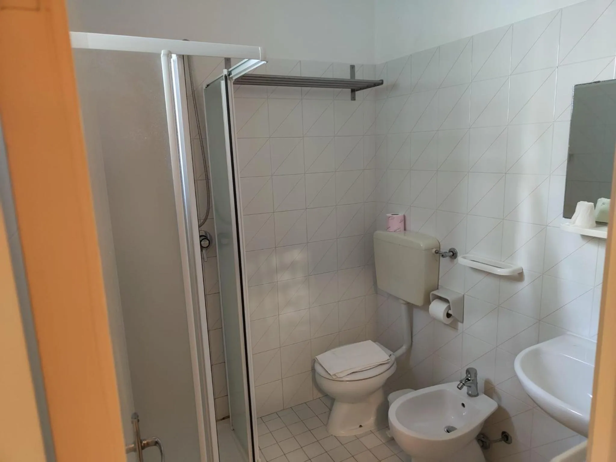 Shower in Hotel Gioiella