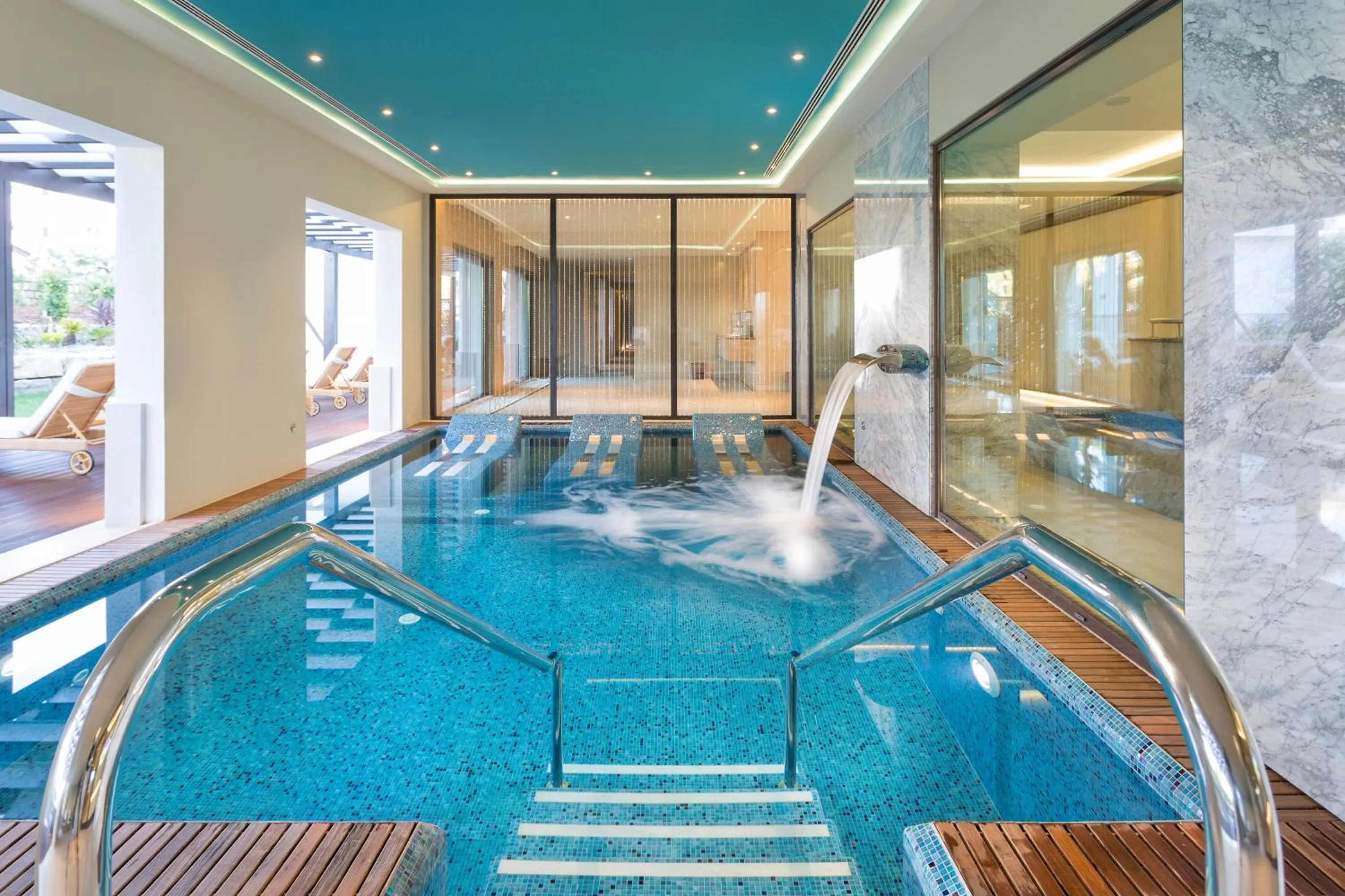 Open Air Bath in Pine Cliffs Village