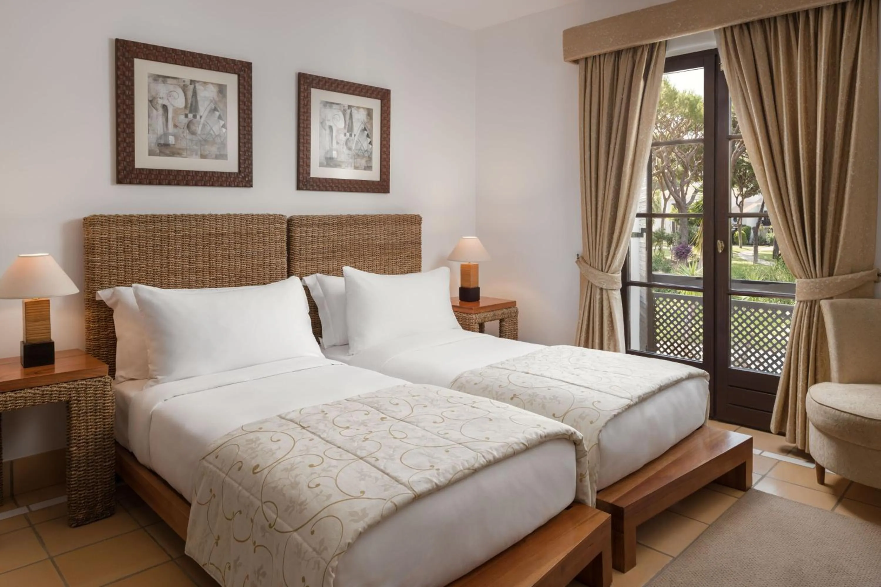 Bed in Pine Cliffs Village