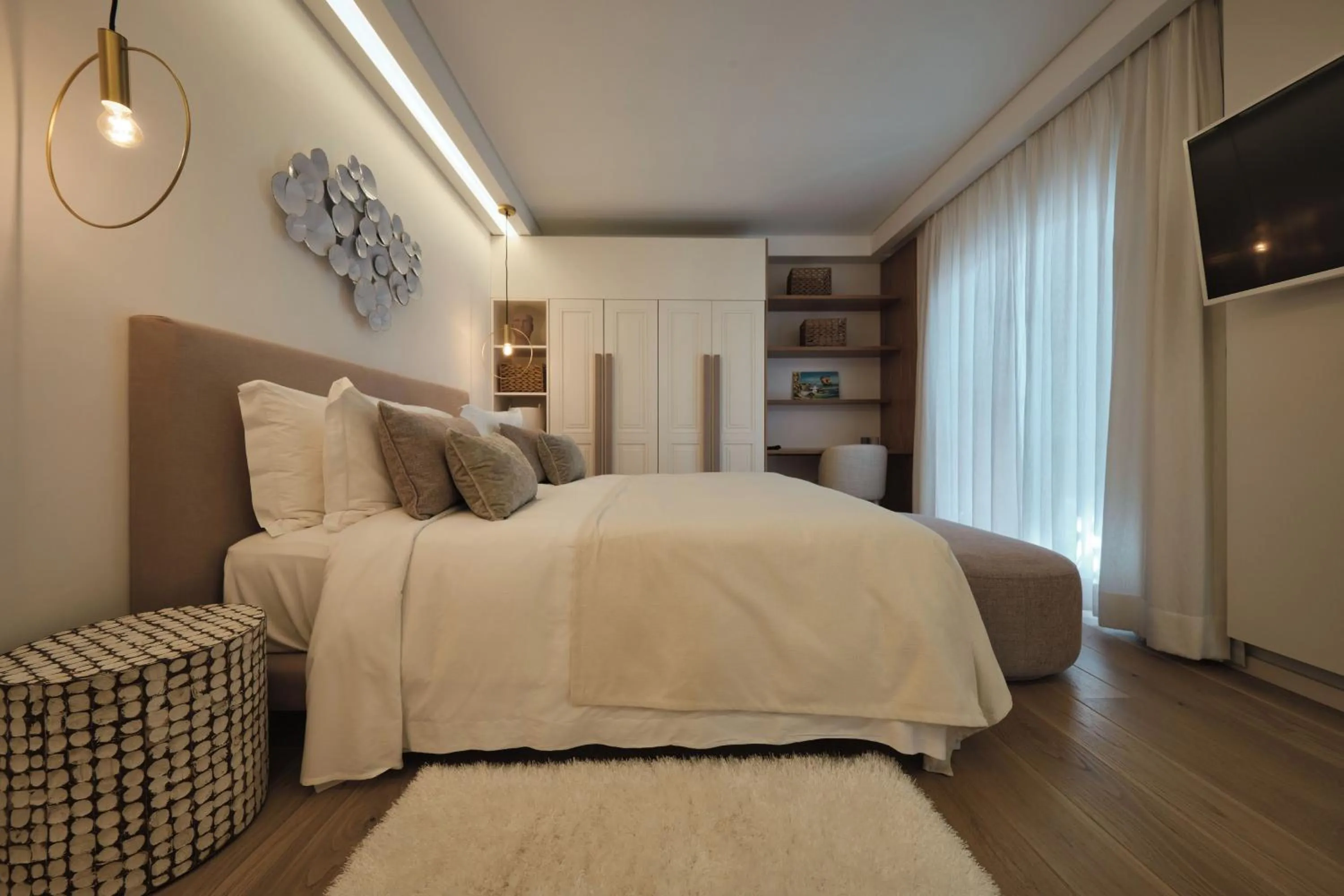 Bed in Pine Cliffs Village