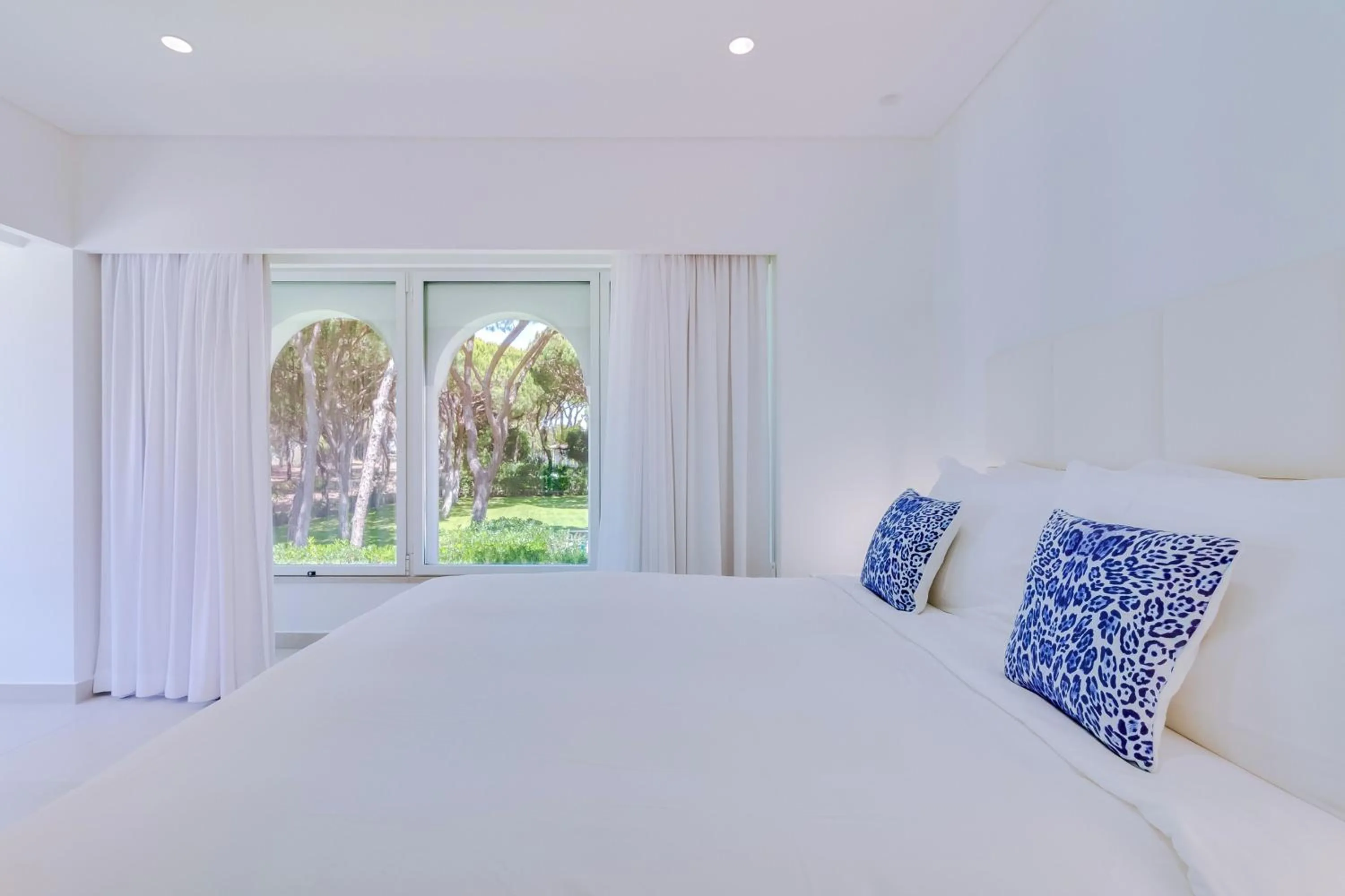 Bed in Pine Cliffs Village