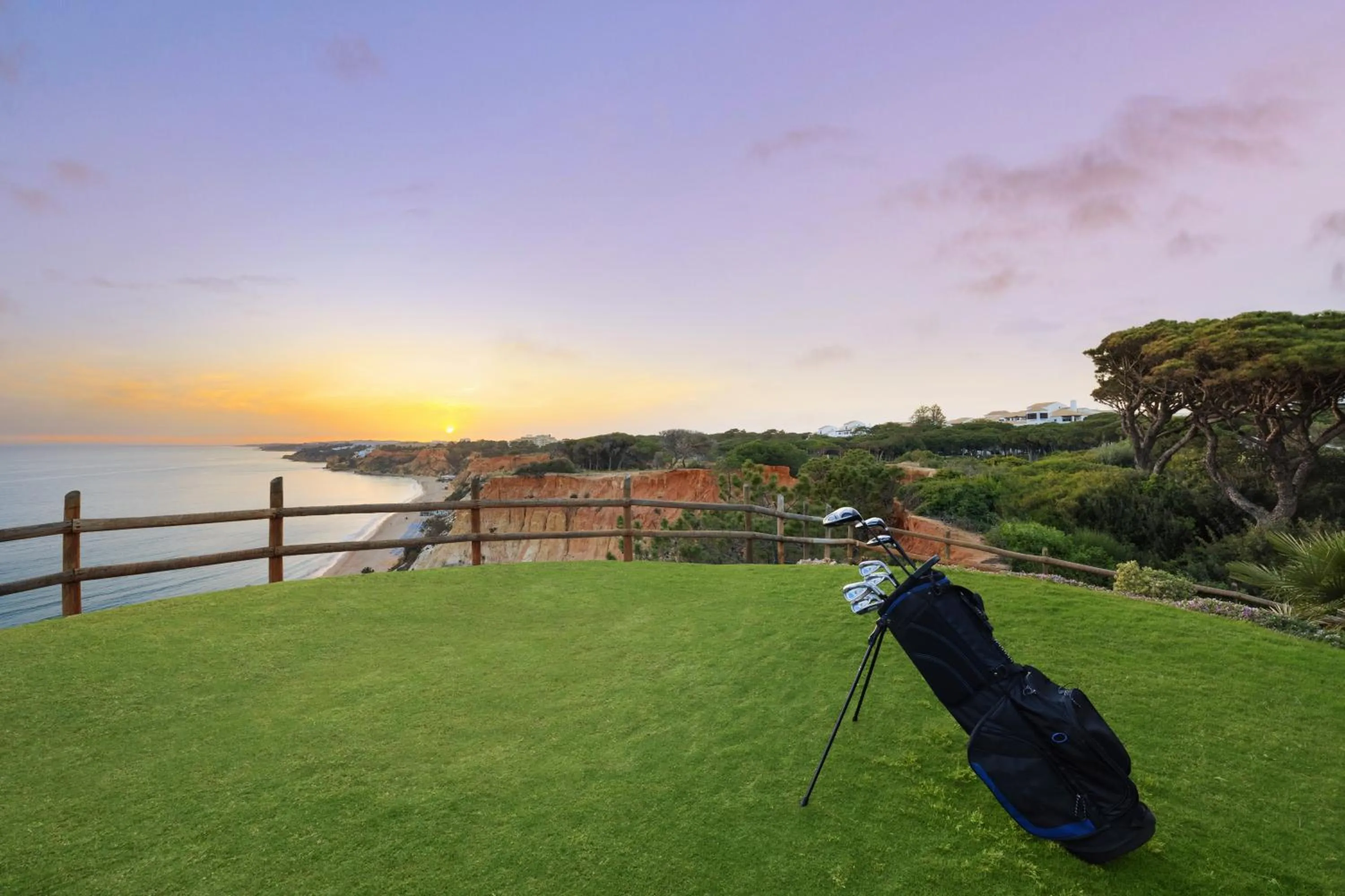 Golfcourse in Pine Cliffs Village