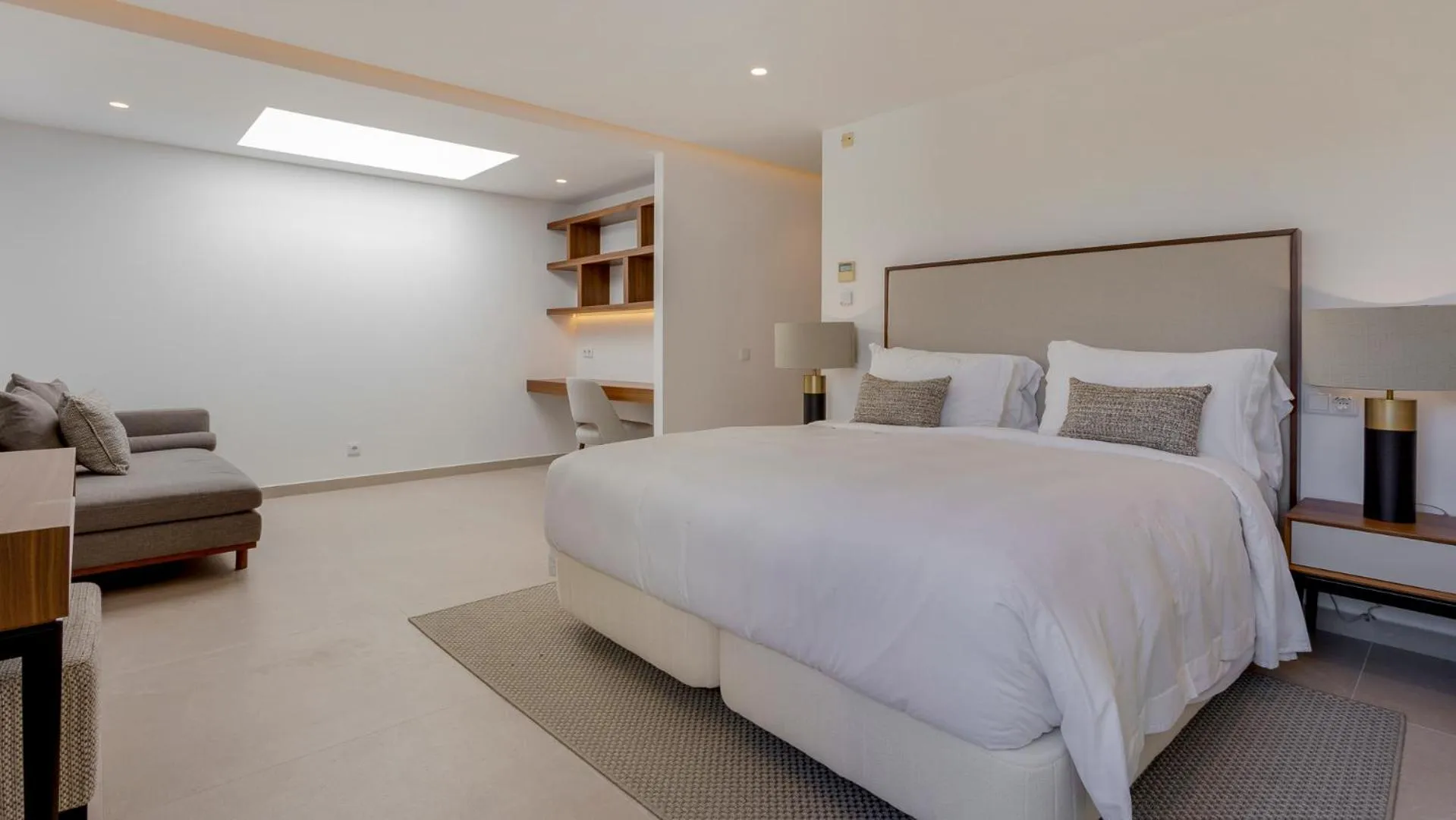 Bed in Pine Cliffs Village