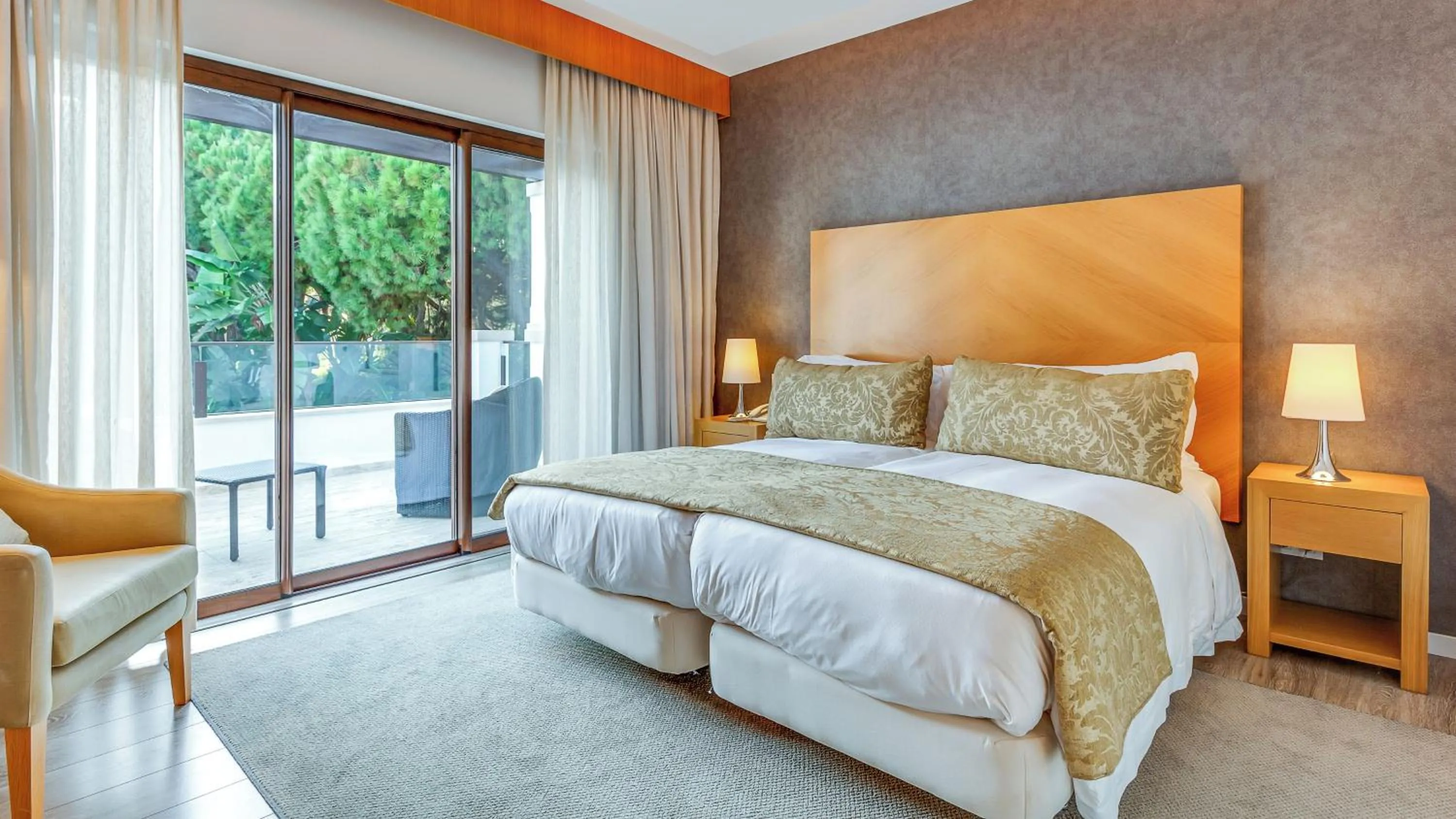 Bed in Pine Cliffs Village